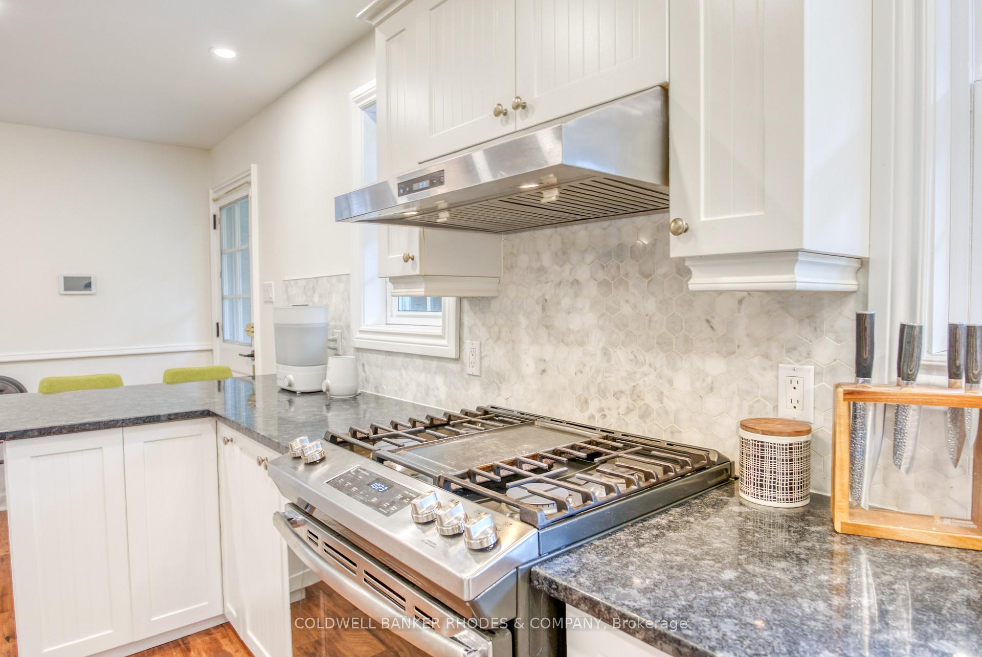 Photo 15 of 150 Lakeway Drive, Ottawa, Rockcliffe — HOMEH