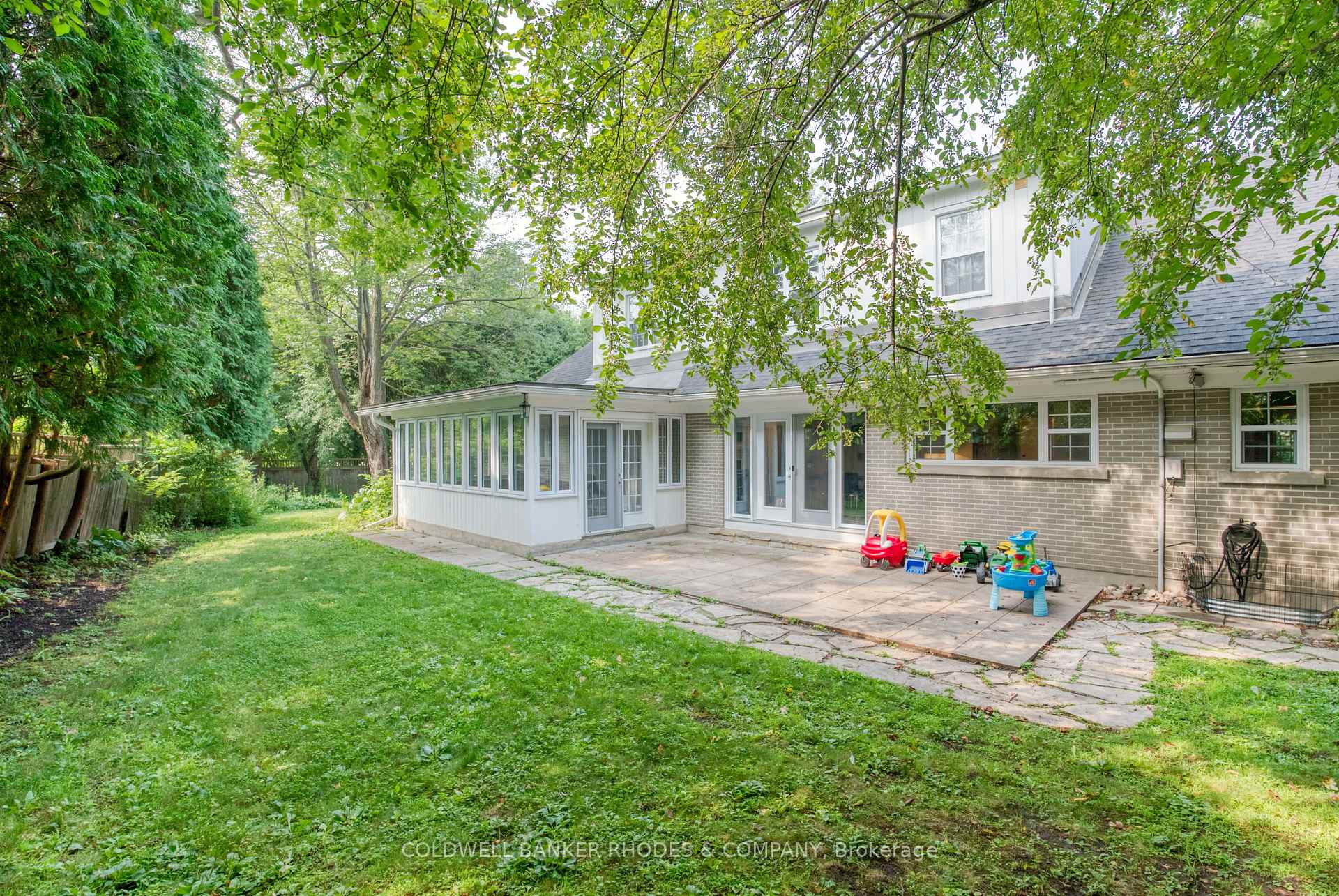 Photo 36 of 150 Lakeway Drive, Ottawa, Rockcliffe — HOMEH