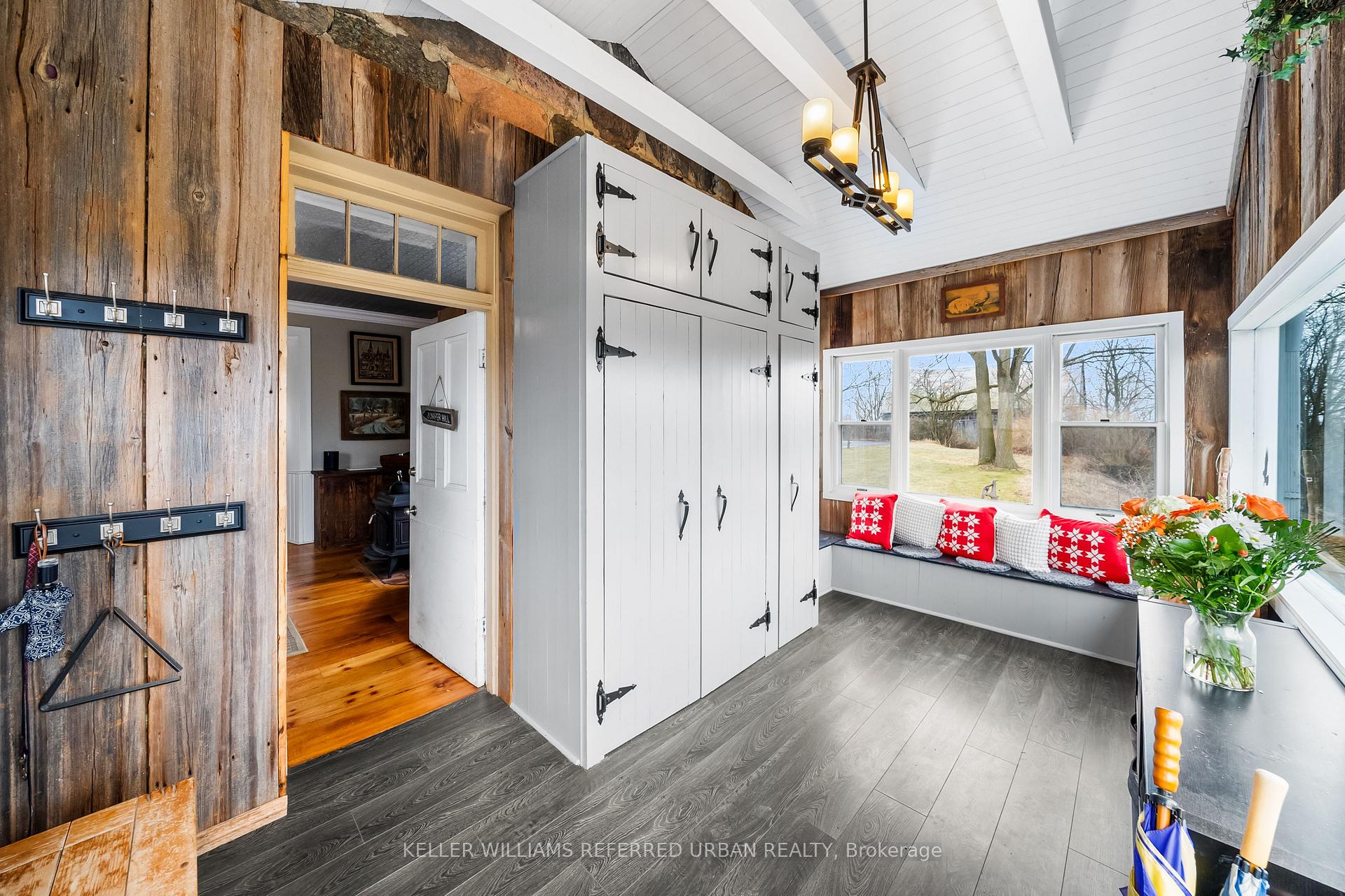 Photo 6 of 7243 Concession 1, Puslinch, Crieff/Aikensville/Killean — HOMEH