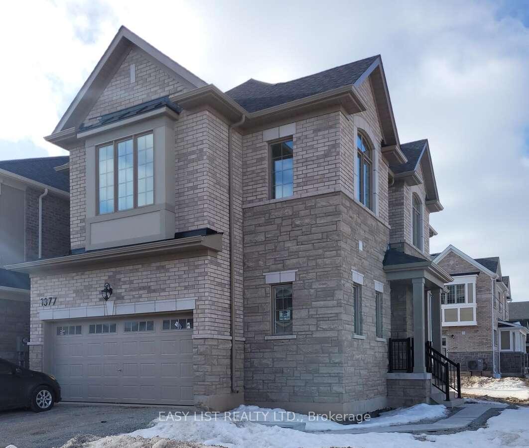 Front of 1377 Lily Crescent