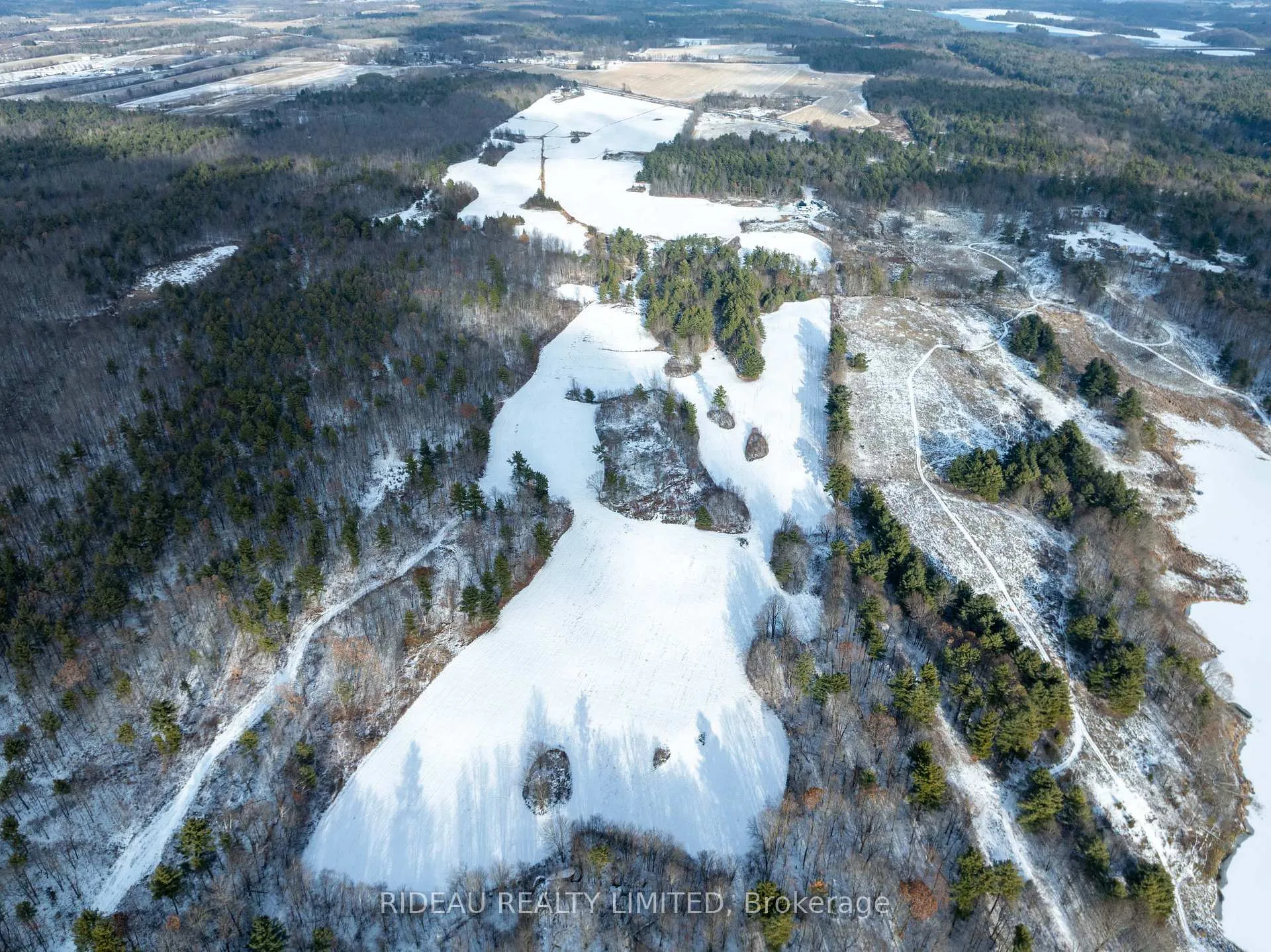 Photo 7 of 1262 Highway 15, Rideau Lakes, Rideau Lakes (South Crosby) Twp — HOMEH
