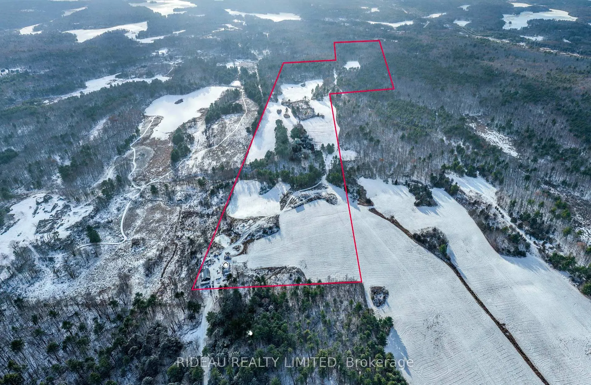 Photo 8 of 1262 Highway 15, Rideau Lakes, Rideau Lakes (South Crosby) Twp — HOMEH