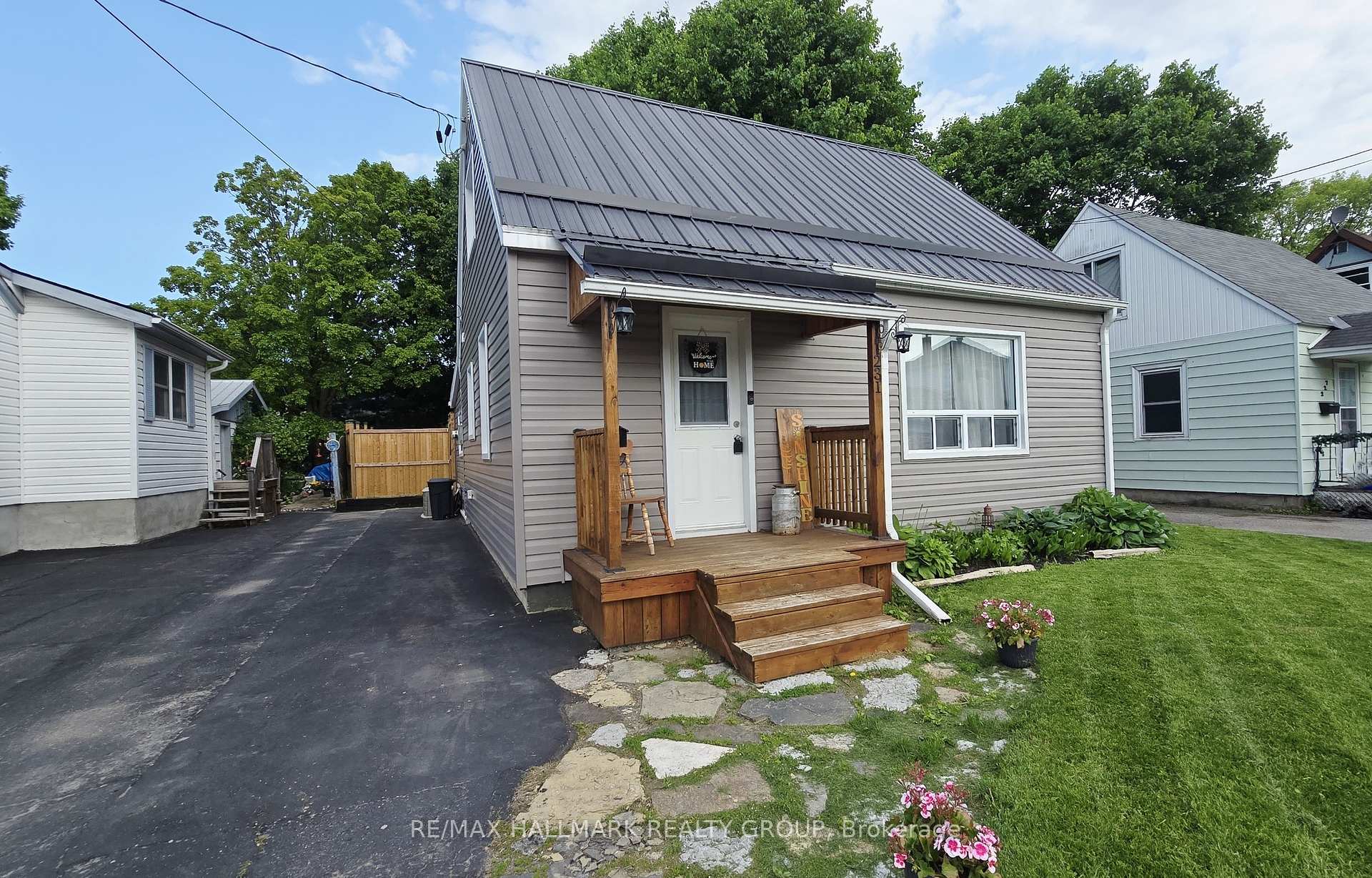 Photo 1 of 231 William Avenue, Renfrew — HOMEH