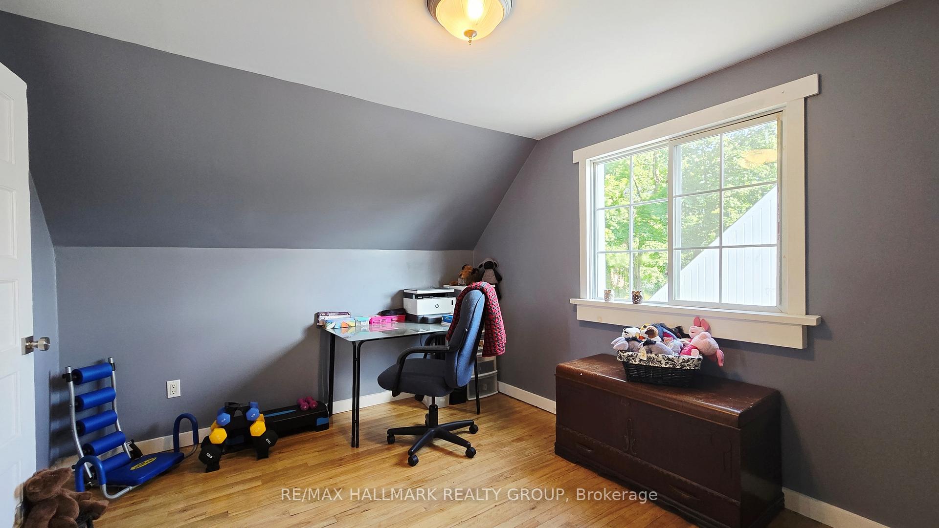Photo 15 of 231 William Avenue, Renfrew — HOMEH