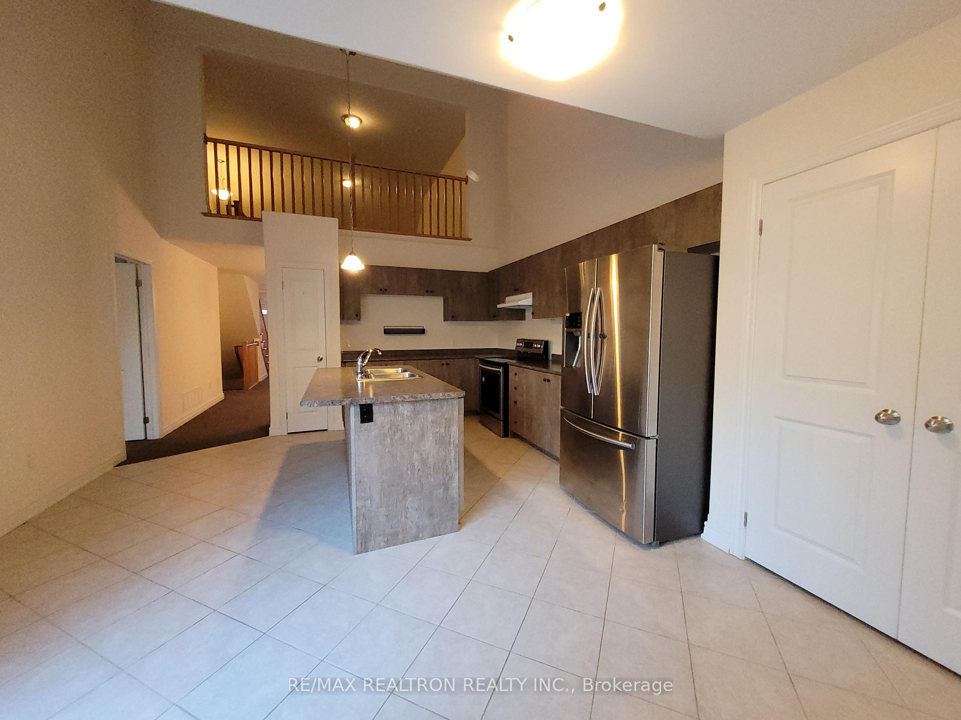 Photo 2 of 122 Rothwell Gardens, Peterborough, Northcrest Ward 5 — HOMEH