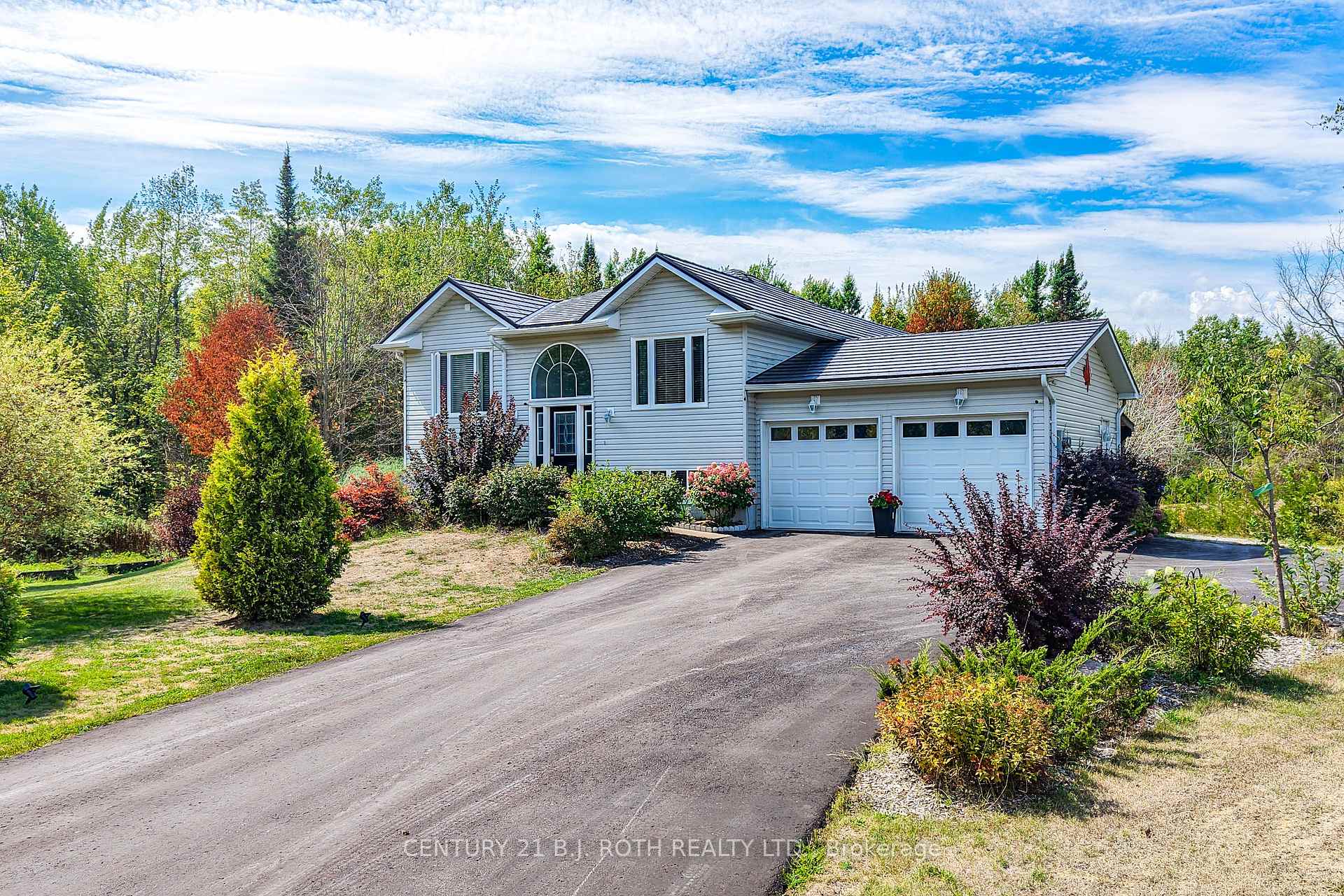 Front of 7576 Cronk Side Road