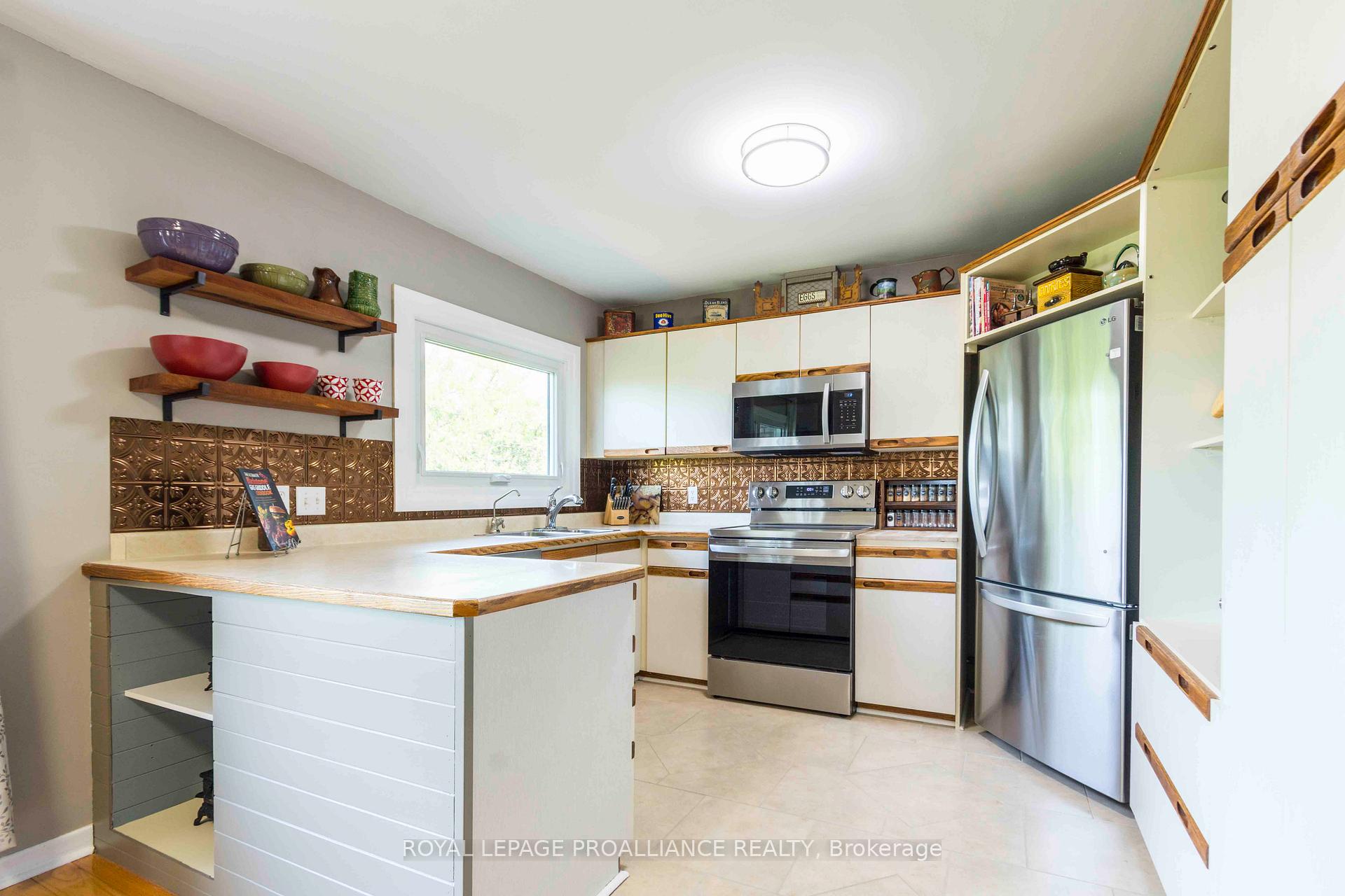 Photo 14 of 37 Dempsey Road, Prince Edward County, Ameliasburg Ward — HOMEH