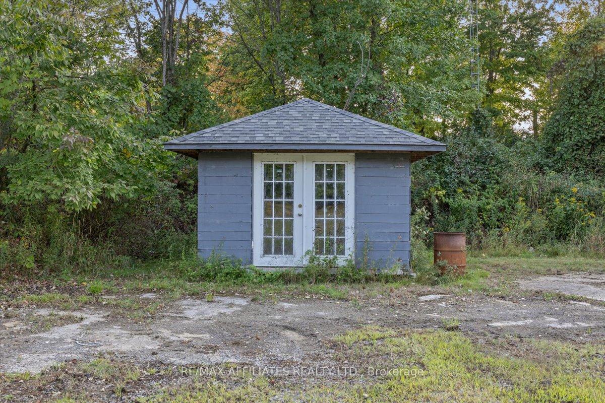Photo 15 of 1215 Narrows Lock Road, Rideau Lakes, Rideau Lakes (North Crosby) Twp — HOMEH