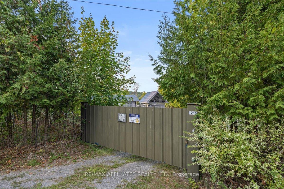 Photo 16 of 1215 Narrows Lock Road, Rideau Lakes, Rideau Lakes (North Crosby) Twp — HOMEH