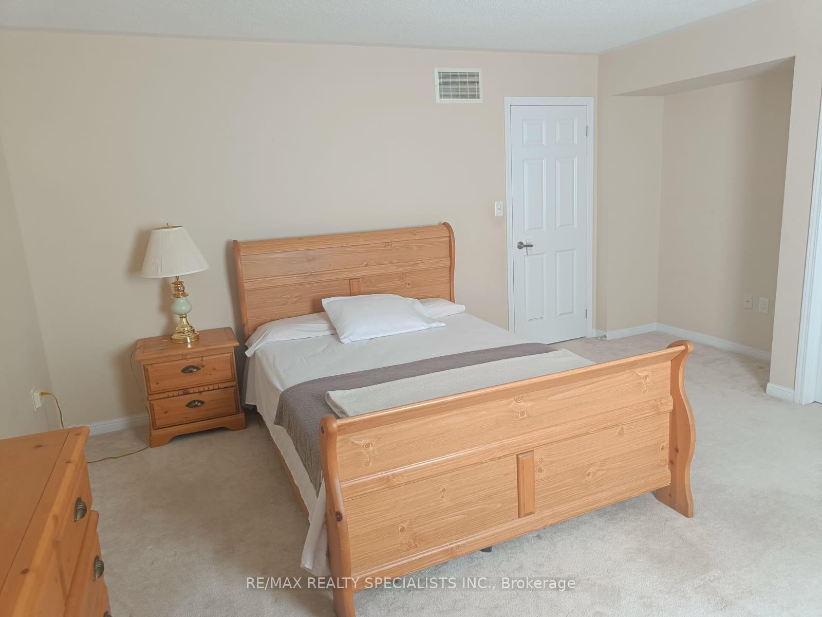 Photo 9 of 142 Willet Terrace, Milton, Harrison — HOMEH