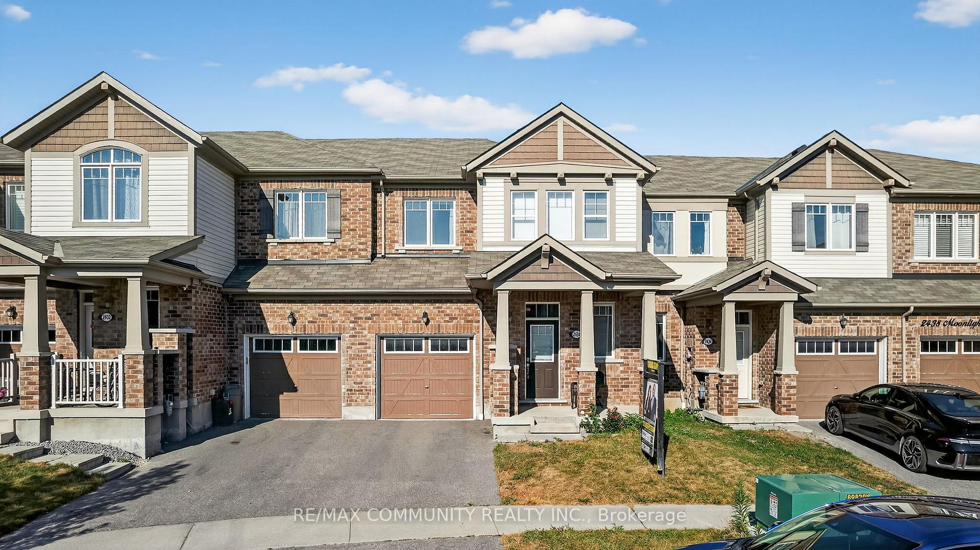 Front of 2434 Moonlight Crescent