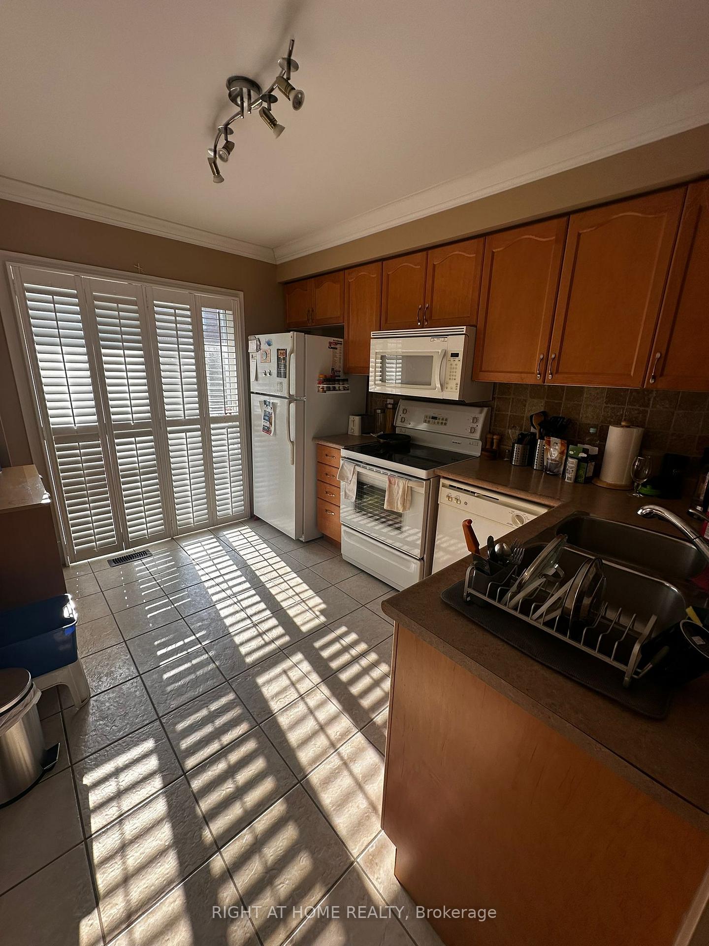 Photo 3 of Unit 75, 1775 Valley Farm Road, Pickering, Town Centre — HOMEH