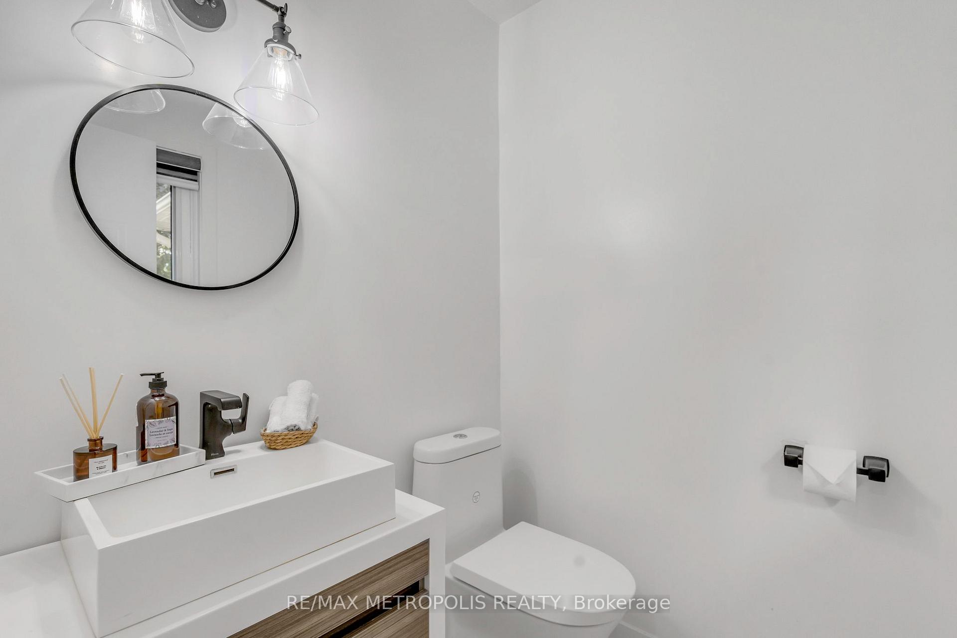 Photo 15 of 1028 Moorelands Crescent, Pickering, Rosebank — HOMEH