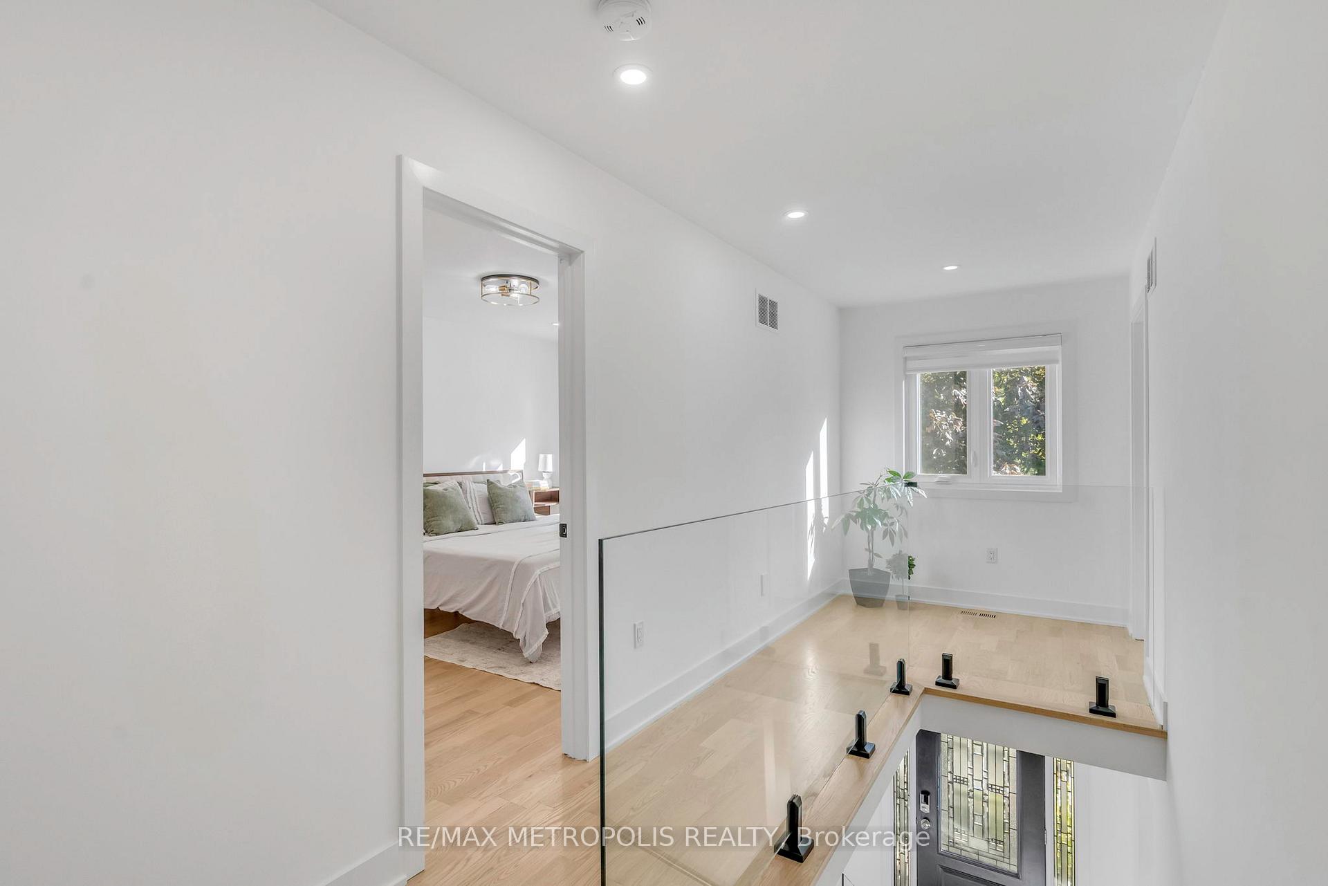 Photo 19 of 1028 Moorelands Crescent, Pickering, Rosebank — HOMEH