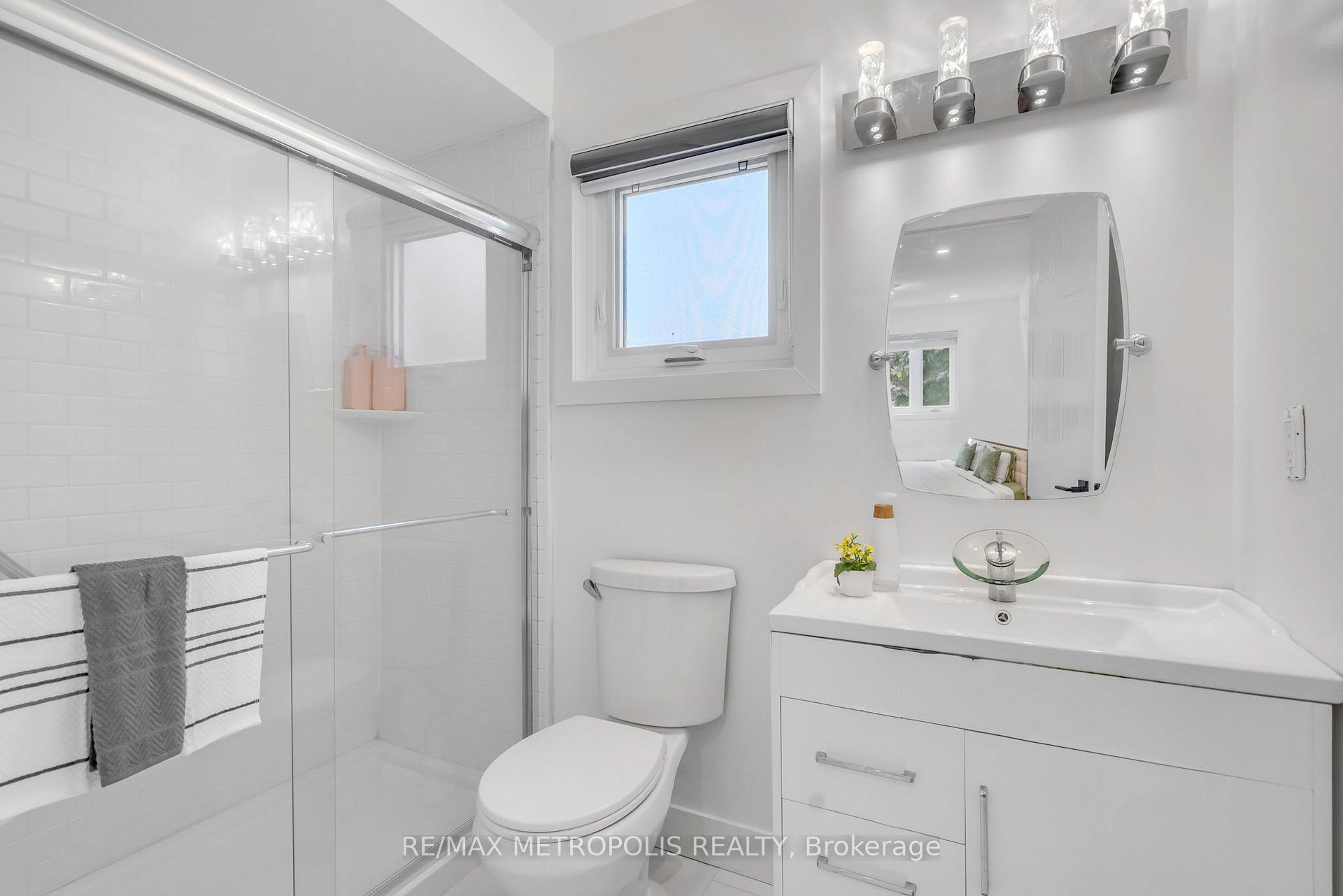 Photo 22 of 1028 Moorelands Crescent, Pickering, Rosebank — HOMEH
