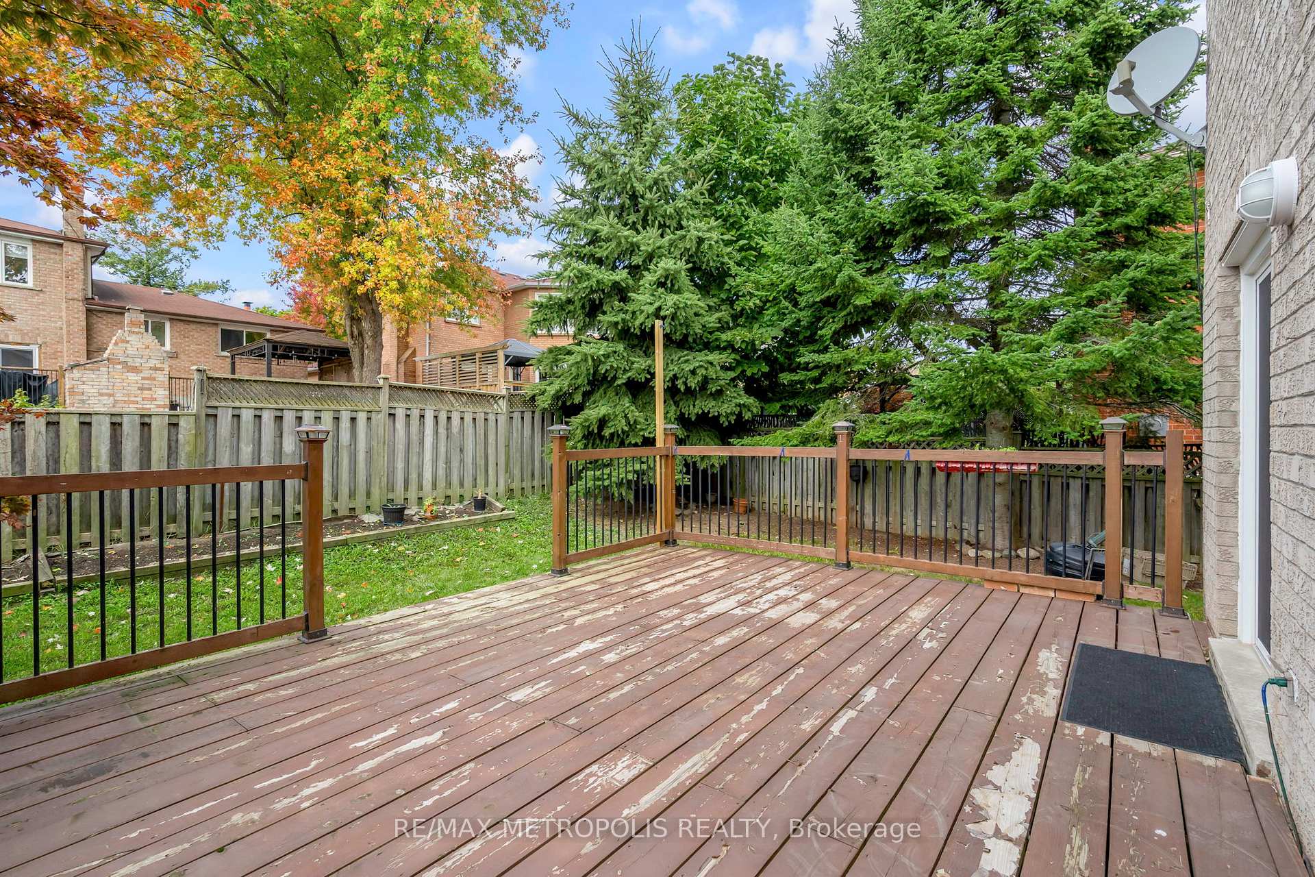Photo 33 of 1028 Moorelands Crescent, Pickering, Rosebank — HOMEH