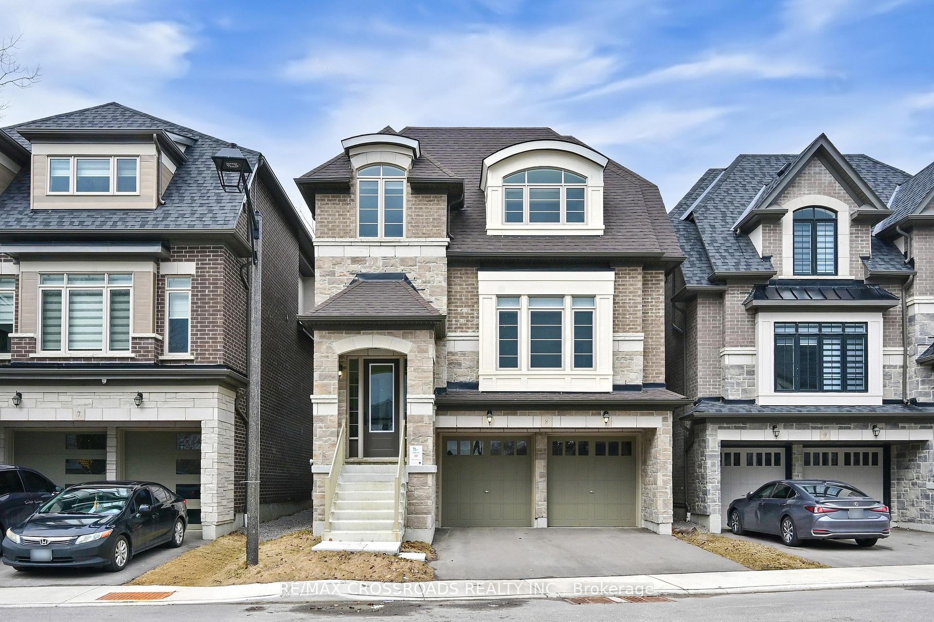 Front of Unit 8, 400 Finch Avenue