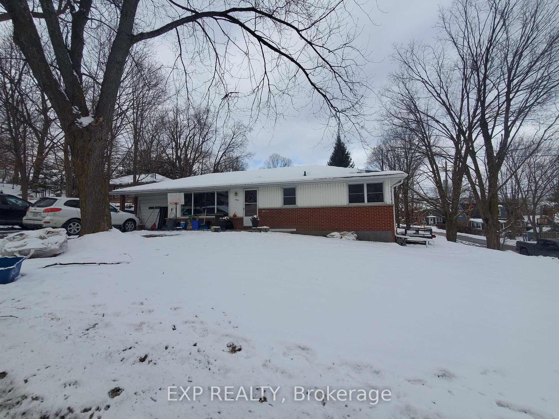 Photo 1 of 662 Sherbrooke Street, Peterborough, Town Ward 3 — HOMEH