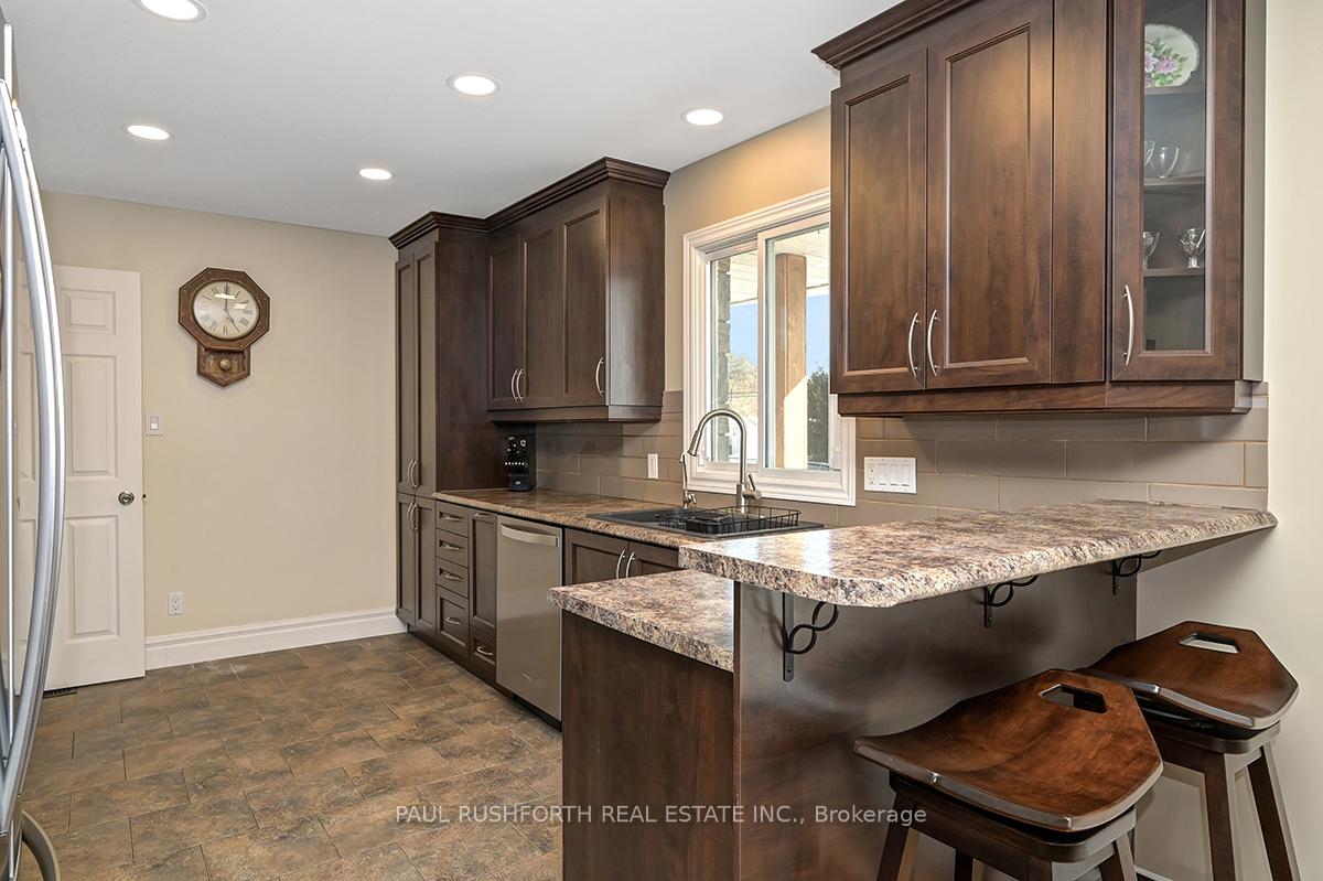 Photo 14 of 970 Meteor Avenue, Ottawa, Navan — HOMEH