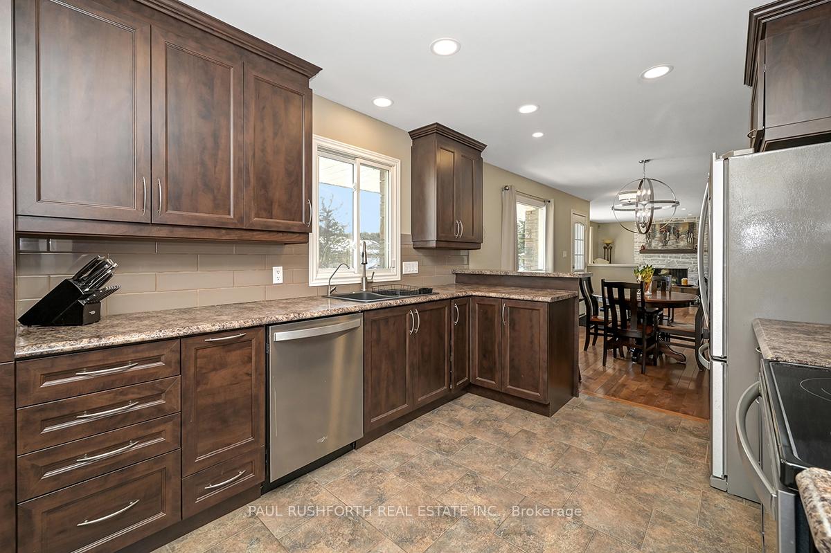 Photo 15 of 970 Meteor Avenue, Ottawa, Navan — HOMEH