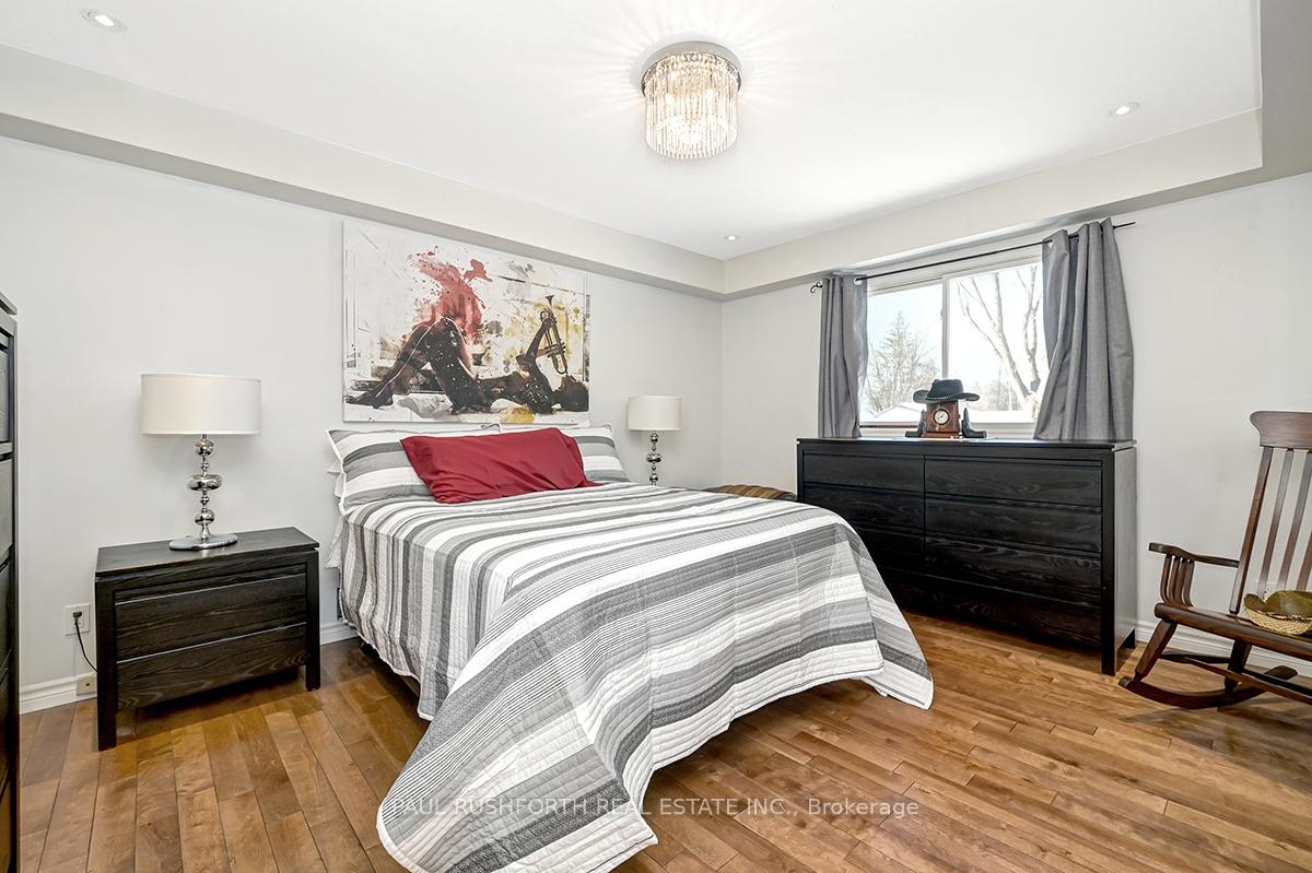 Photo 17 of 970 Meteor Avenue, Ottawa, Navan — HOMEH
