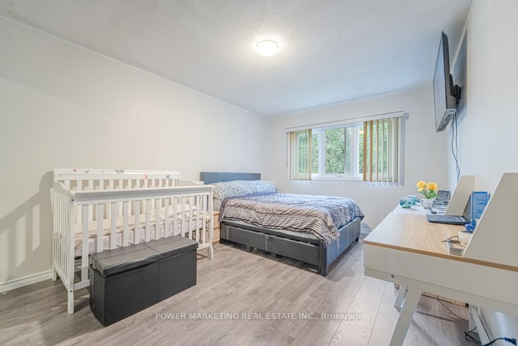 Photo 15 of 334 Tulip Crescent, Ottawa, Chatelaine Village — HOMEH