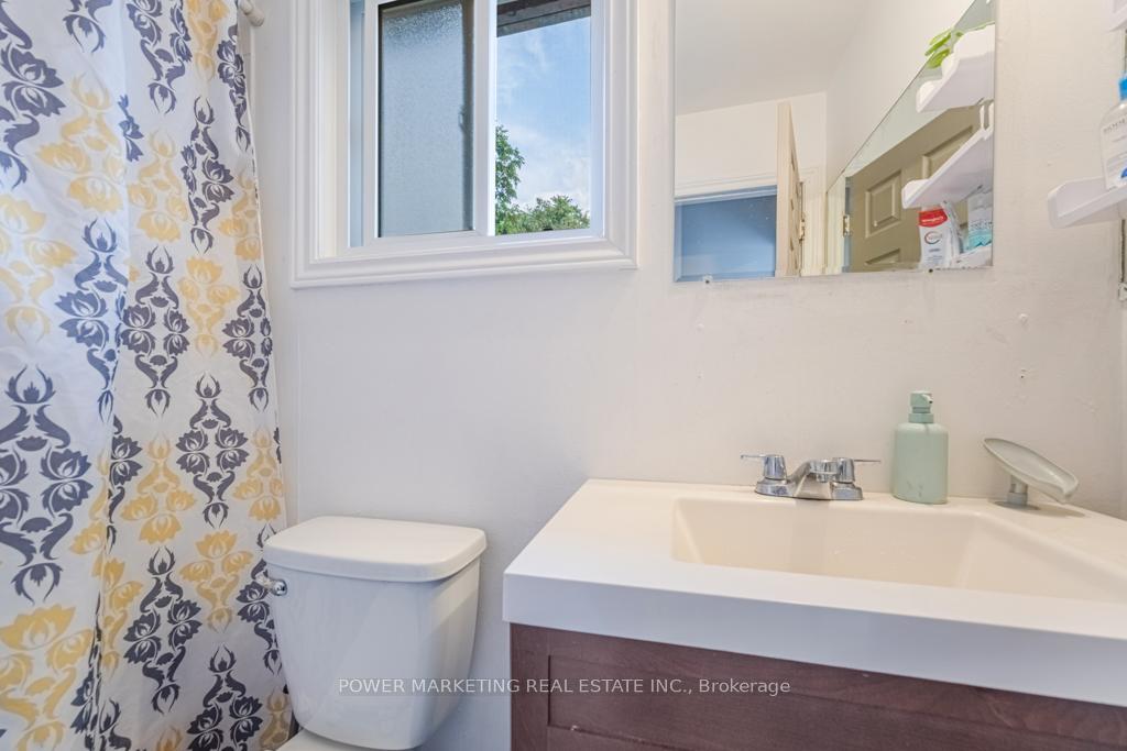 Photo 19 of 334 Tulip Crescent, Ottawa, Chatelaine Village — HOMEH