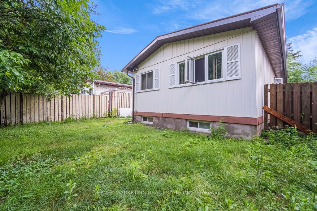 Photo 27 of 334 Tulip Crescent, Ottawa, Chatelaine Village — HOMEH