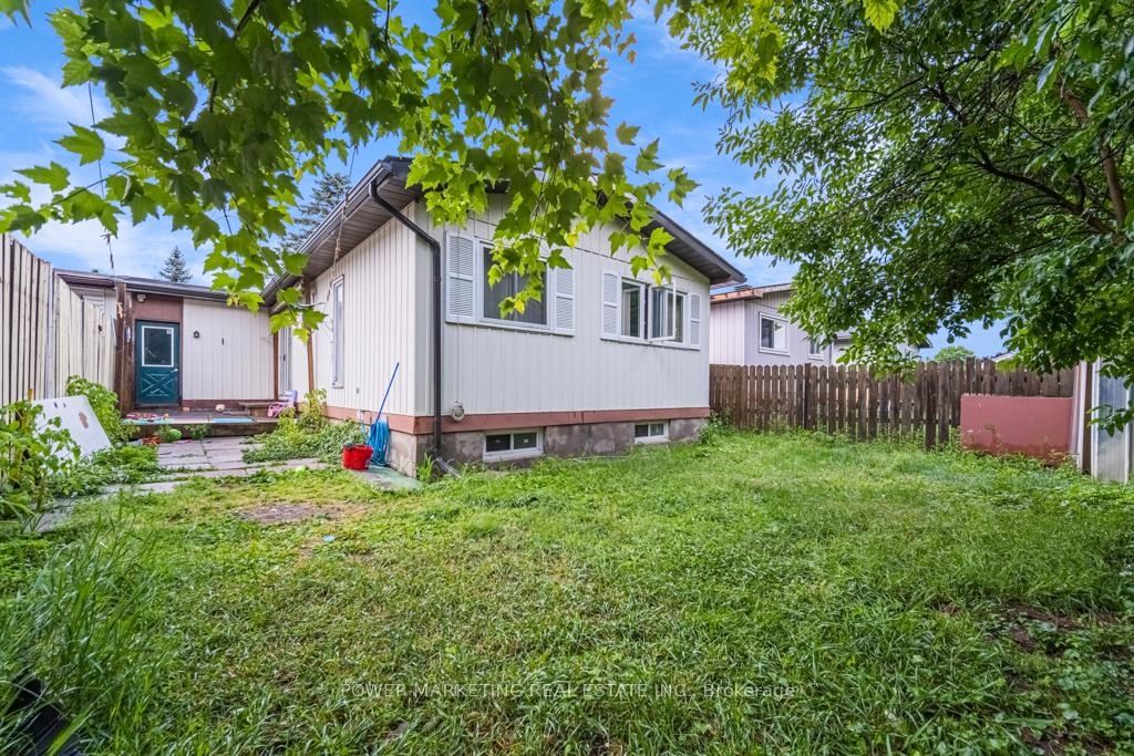 Photo 29 of 334 Tulip Crescent, Ottawa, Chatelaine Village — HOMEH