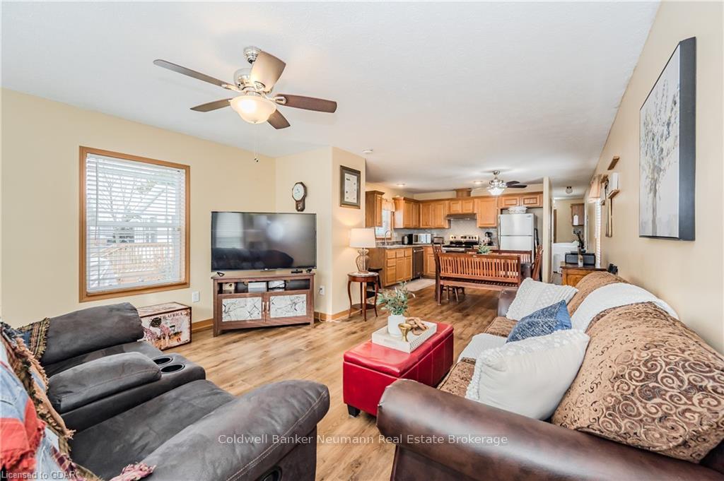 Photo 17 of 41 Cedarbush Crescent Pvt, Puslinch, Rural Puslinch East — HOMEH