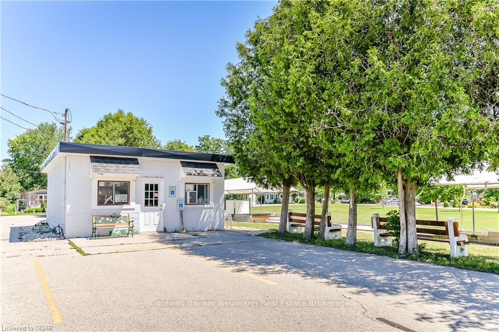 Photo 30 of 41 Cedarbush Crescent Pvt, Puslinch, Rural Puslinch East — HOMEH