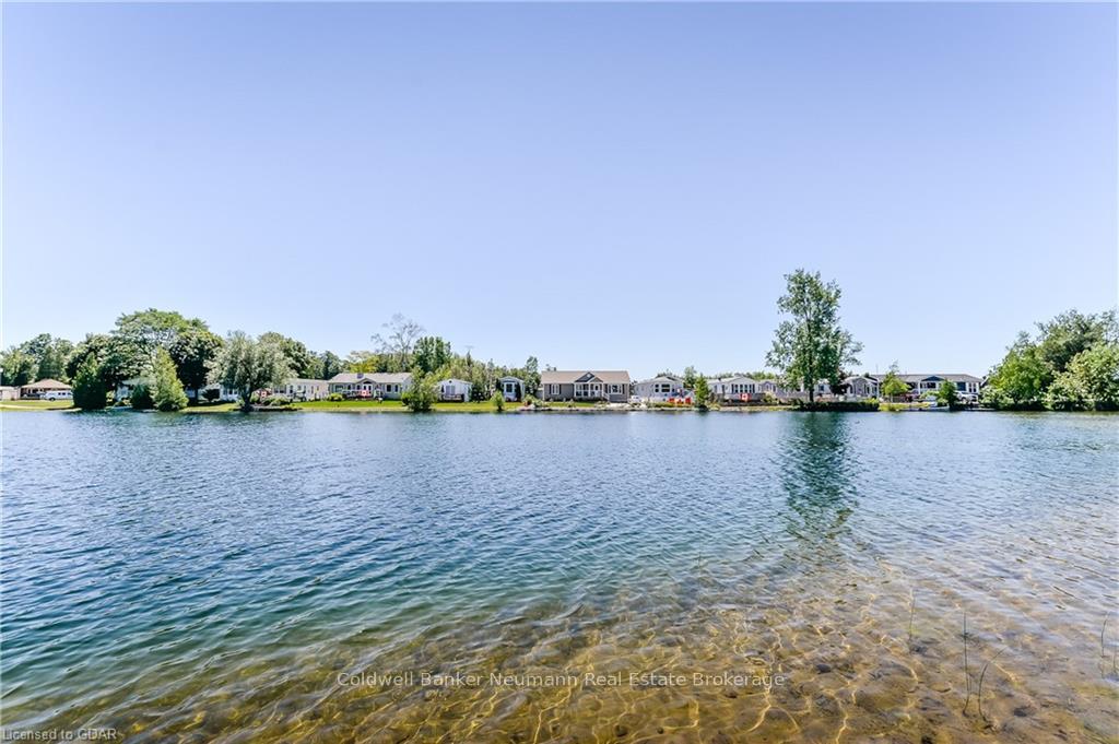 Photo 32 of 41 Cedarbush Crescent Pvt, Puslinch, Rural Puslinch East — HOMEH