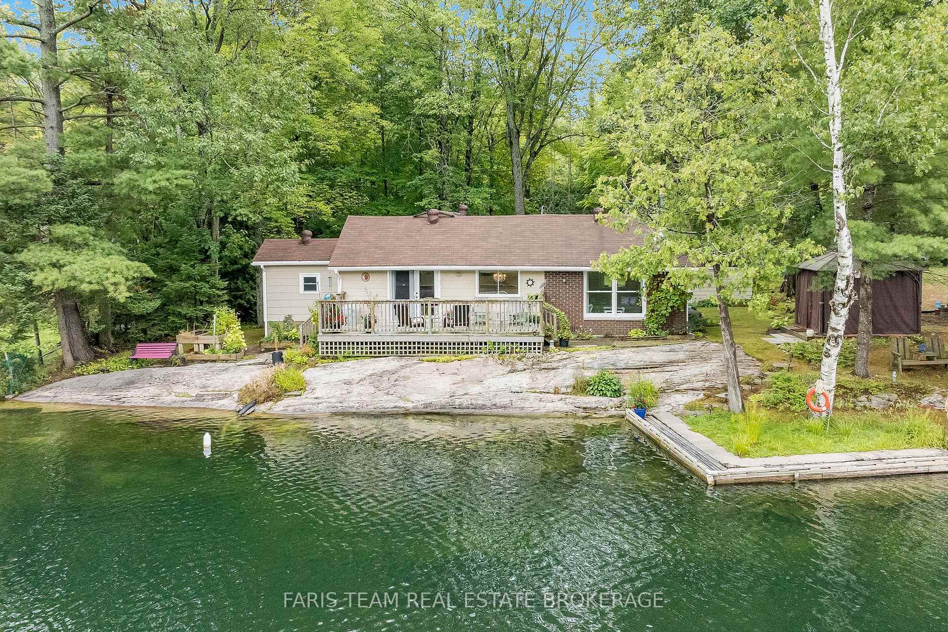 Front of 8060 Oakridge Drive