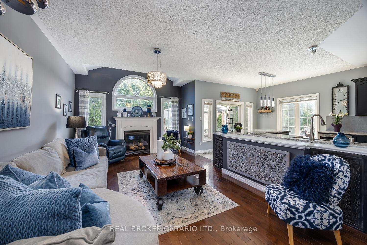 Photo 14 of 916 Barbados Street, Oshawa, Northglen — HOMEH