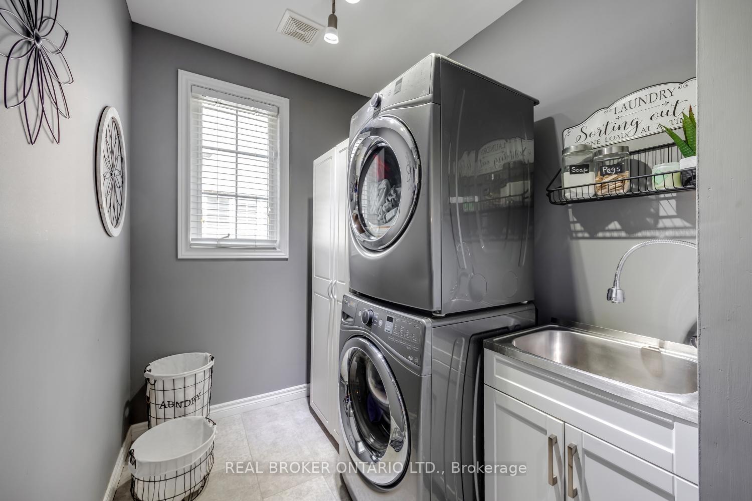 Photo 22 of 916 Barbados Street, Oshawa, Northglen — HOMEH