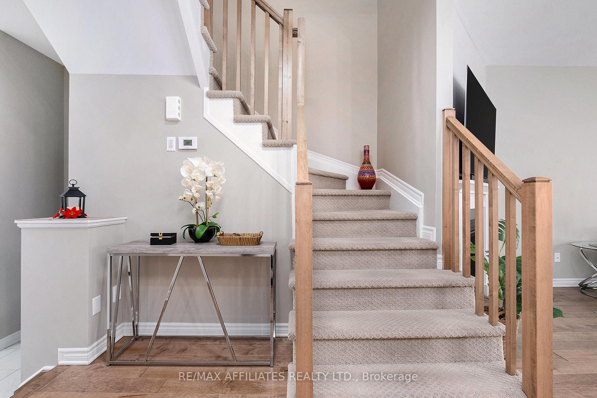 Photo 6 of 711 Cap Diamant Way, Ottawa, Camelot — HOMEH