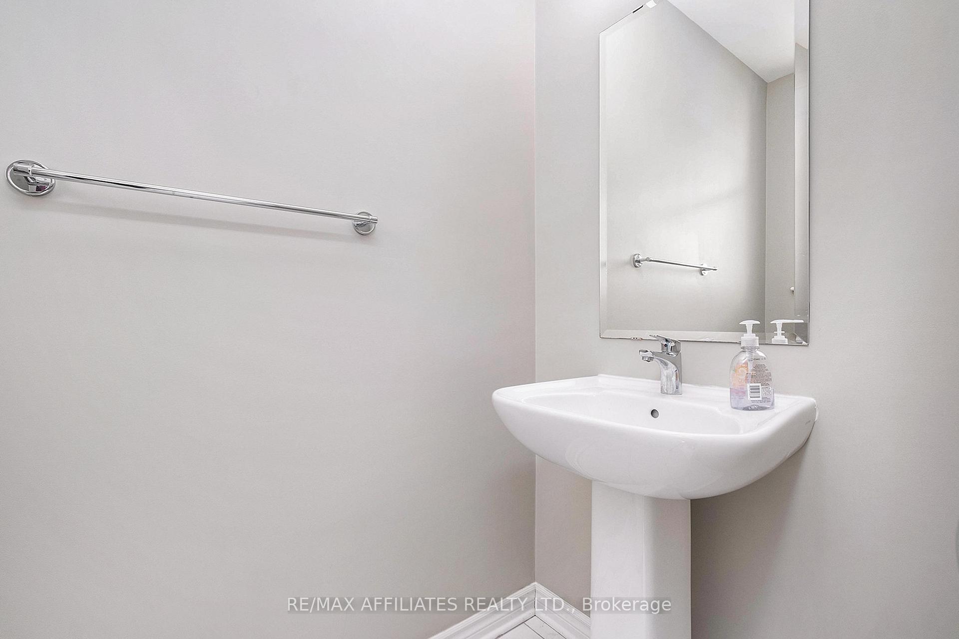 Photo 15 of 711 Cap Diamant Way, Ottawa, Camelot — HOMEH