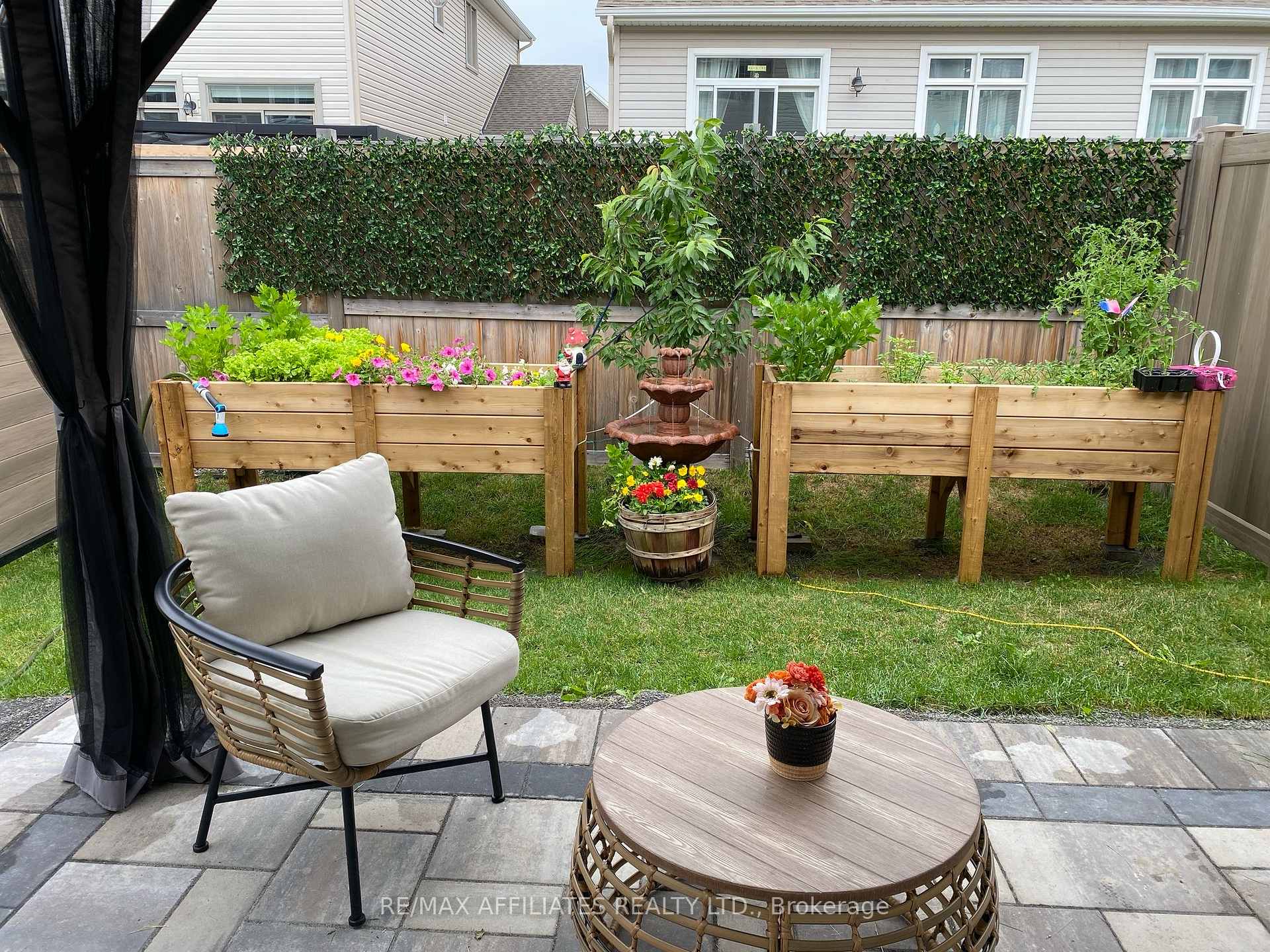 Photo 31 of 711 Cap Diamant Way, Ottawa, Camelot — HOMEH
