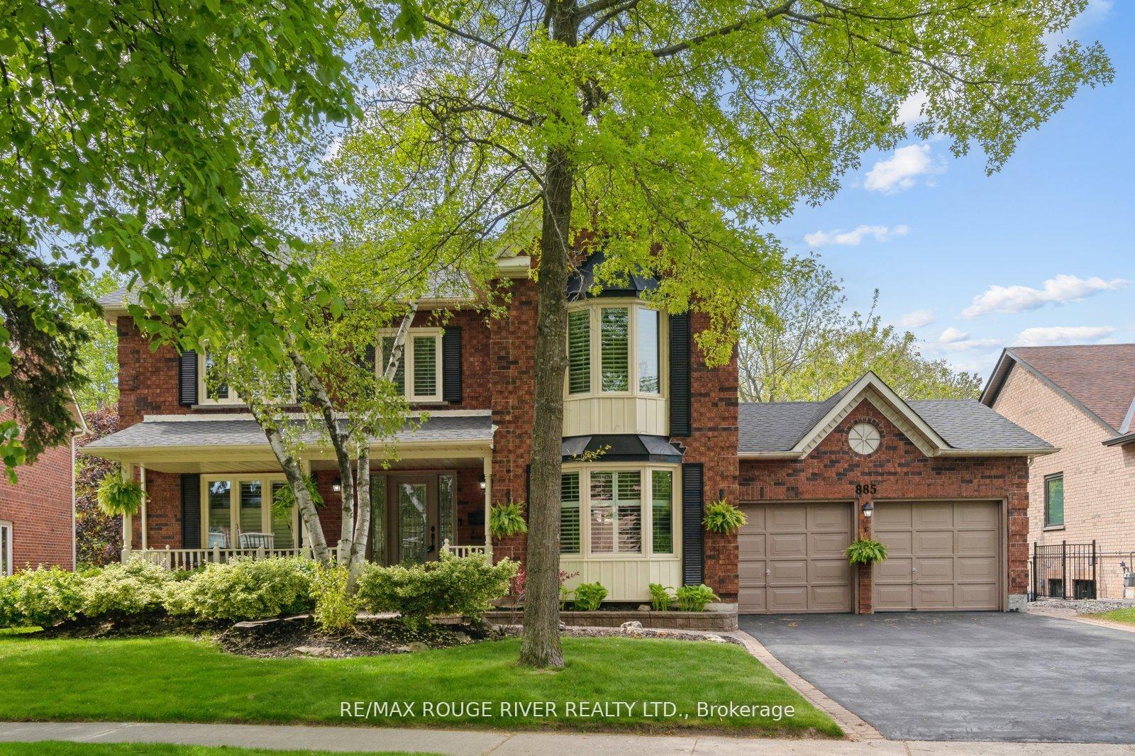 Front of 885 Baylawn Drive
