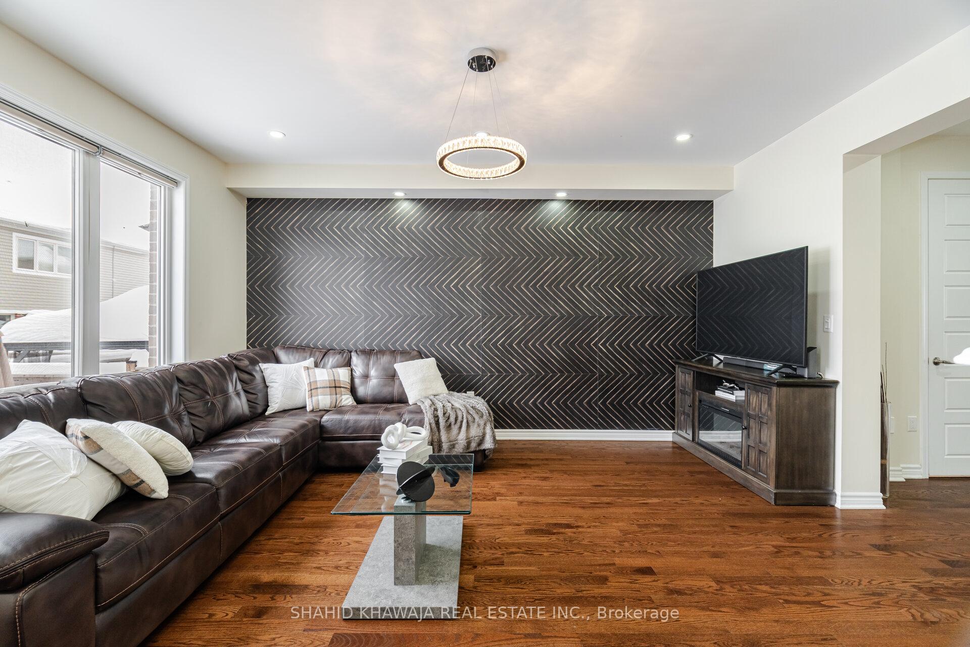 Photo 10 of 1175 Leger Way, Milton, Ford — HOMEH