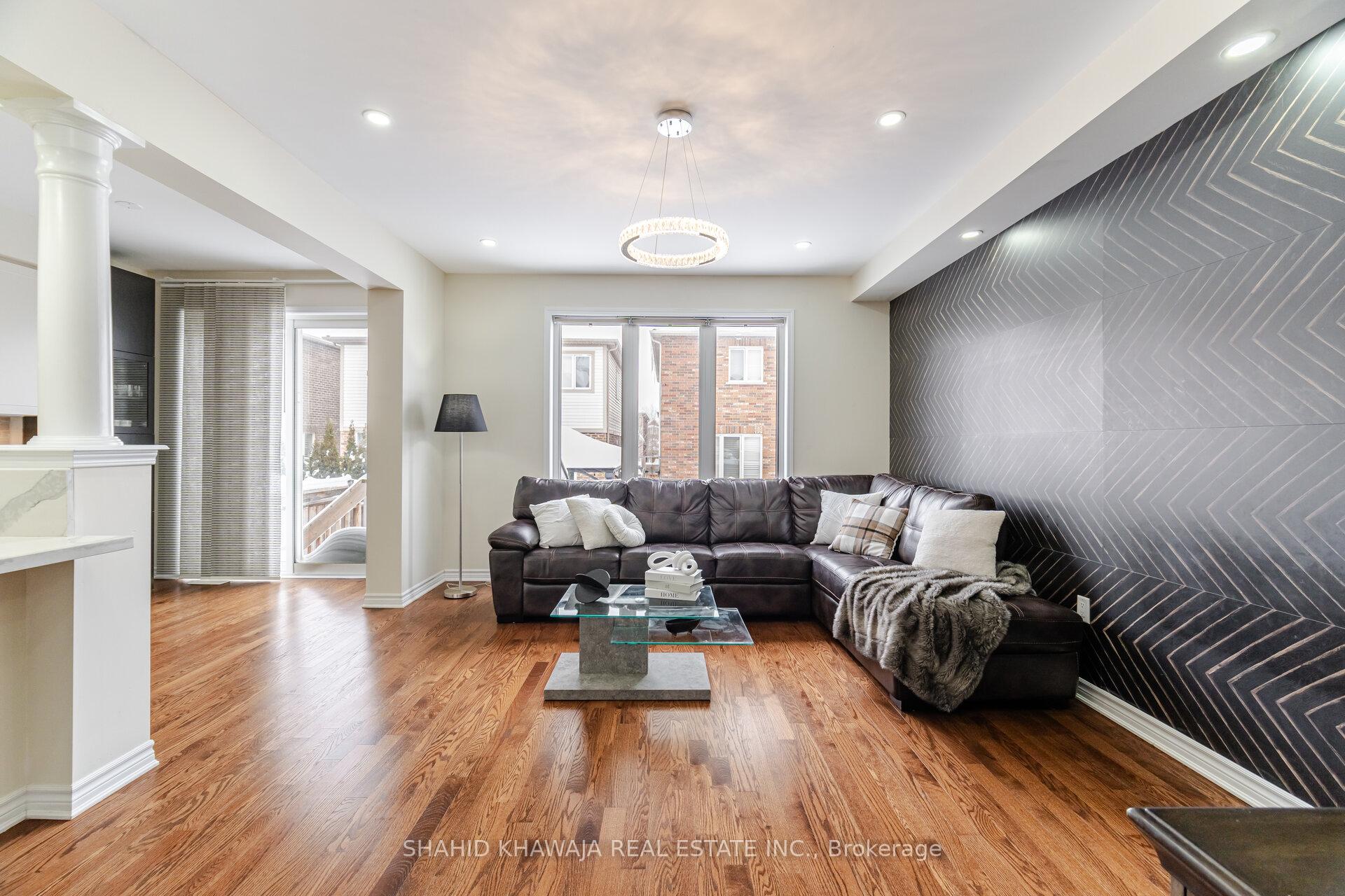 Photo 11 of 1175 Leger Way, Milton, Ford — HOMEH