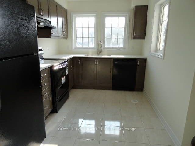 Photo 5 of 1022 Dragonfly Avenue, Pickering, Rural Pickering — HOMEH