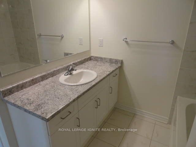 Photo 17 of 1022 Dragonfly Avenue, Pickering, Rural Pickering — HOMEH