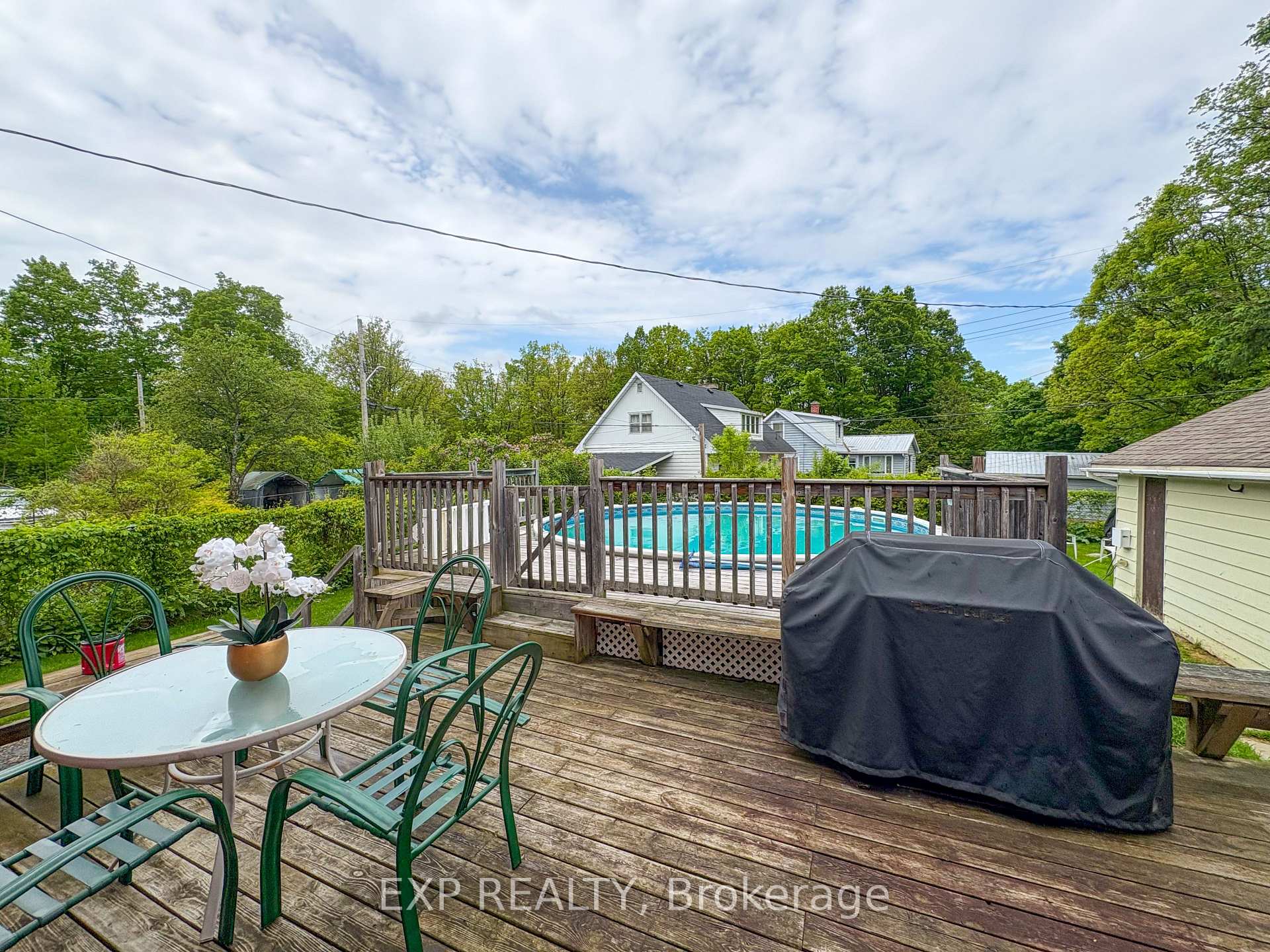 Photo 22 of 348 Charles Avenue, Renfrew — HOMEH