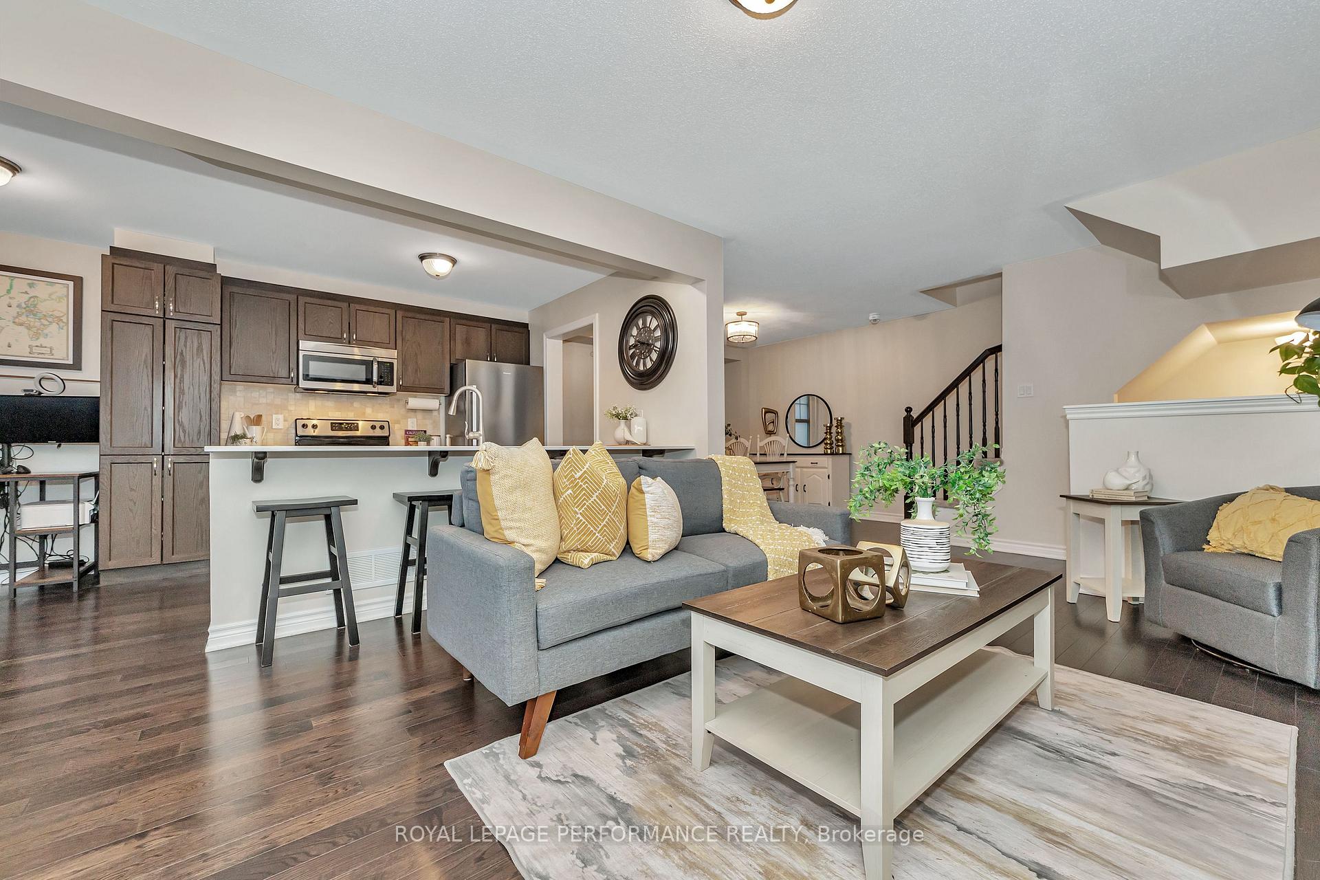Photo 11 of 117 Helenium Lane, Ottawa, Avalon West — HOMEH