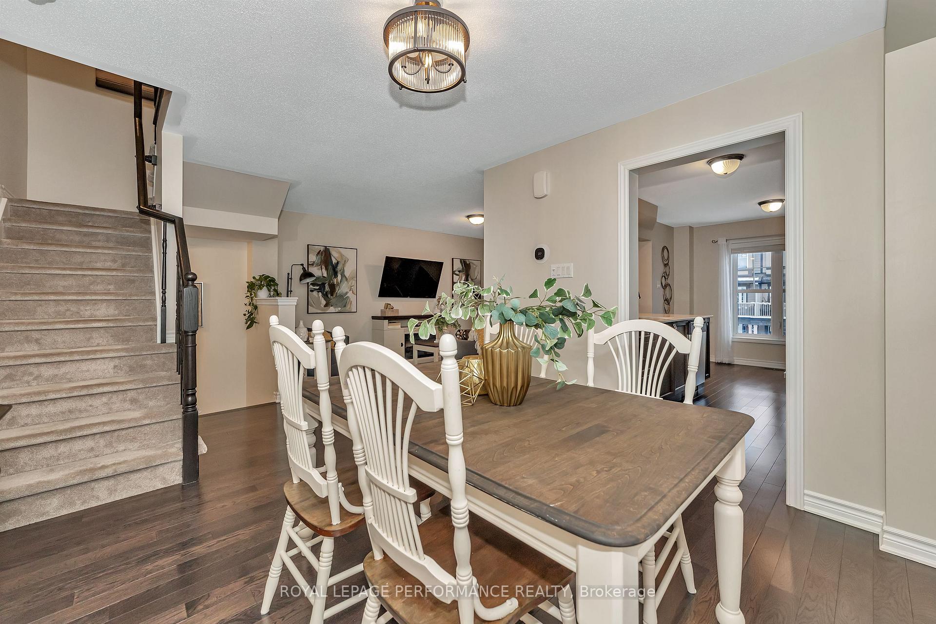 Photo 19 of 117 Helenium Lane, Ottawa, Avalon West — HOMEH
