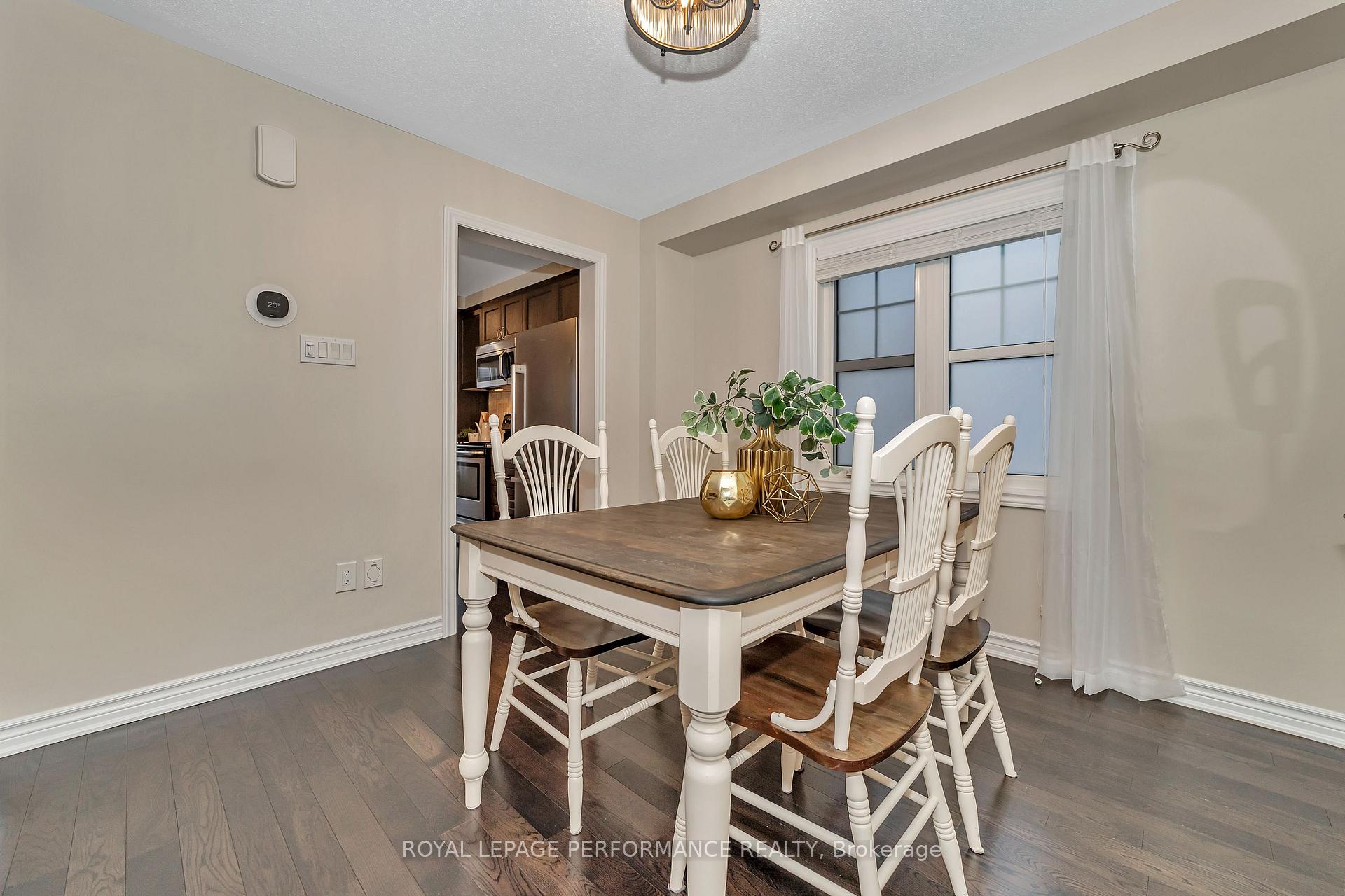 Photo 20 of 117 Helenium Lane, Ottawa, Avalon West — HOMEH