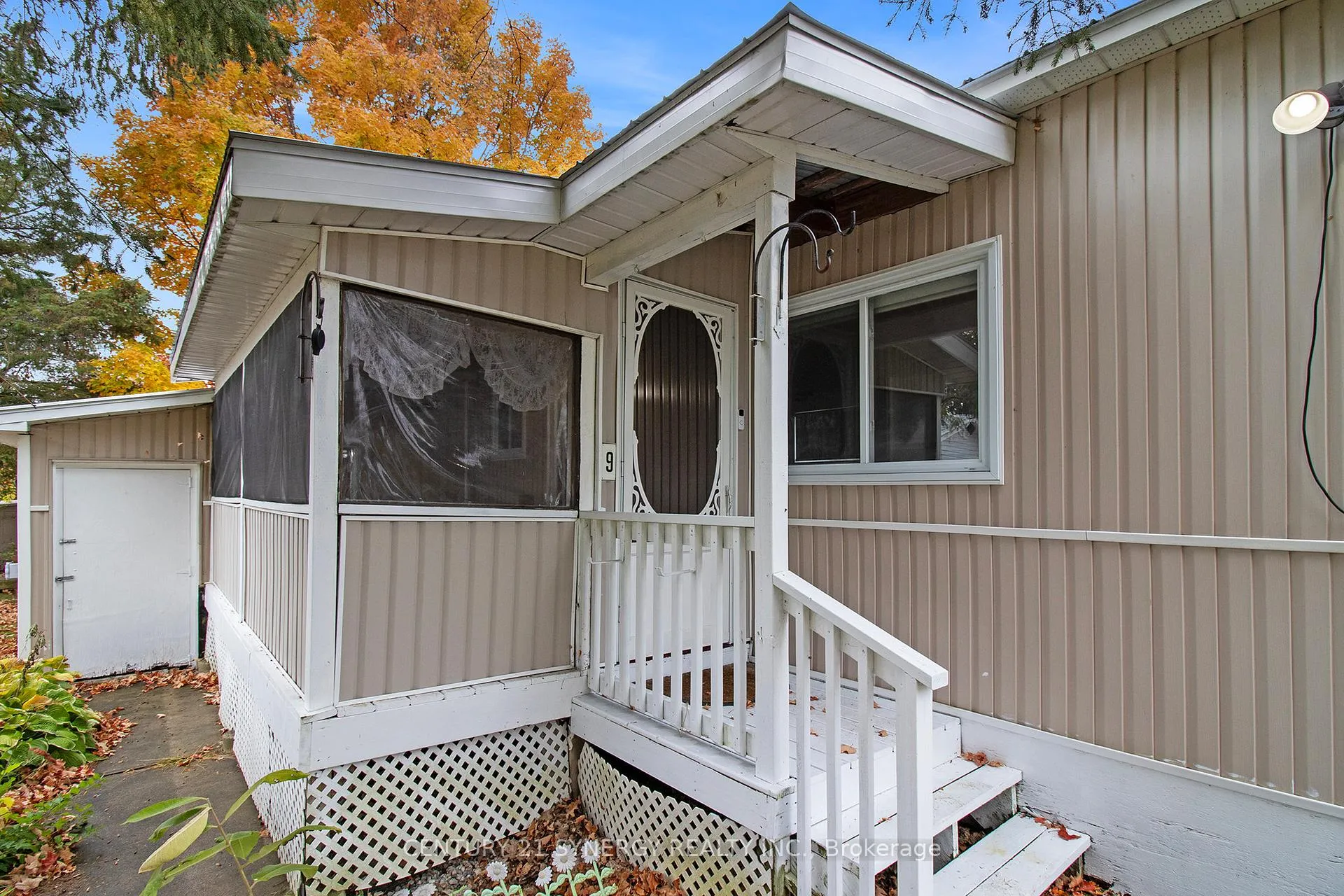Photo 3 of 9 Bridle Path, Rideau Lakes, Rideau Lakes (South Elmsley) Twp — HOMEH