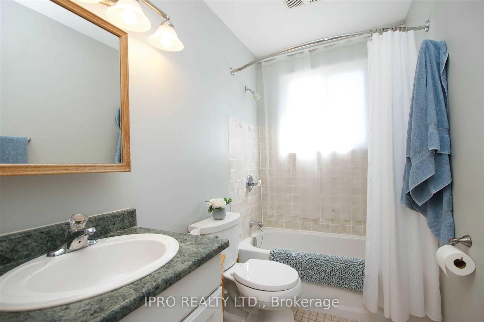 Photo 6 of Unit 2, 295 Dwight Avenue E, Oshawa, Lakeview — HOMEH