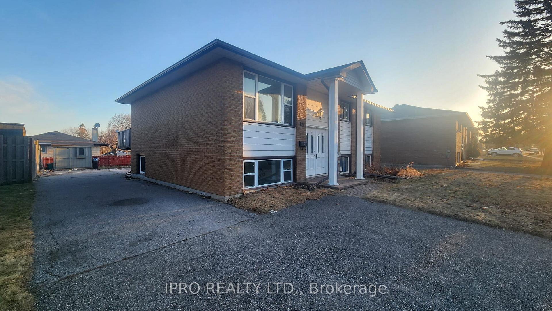 Photo 14 of Unit 2, 295 Dwight Avenue E, Oshawa, Lakeview — HOMEH